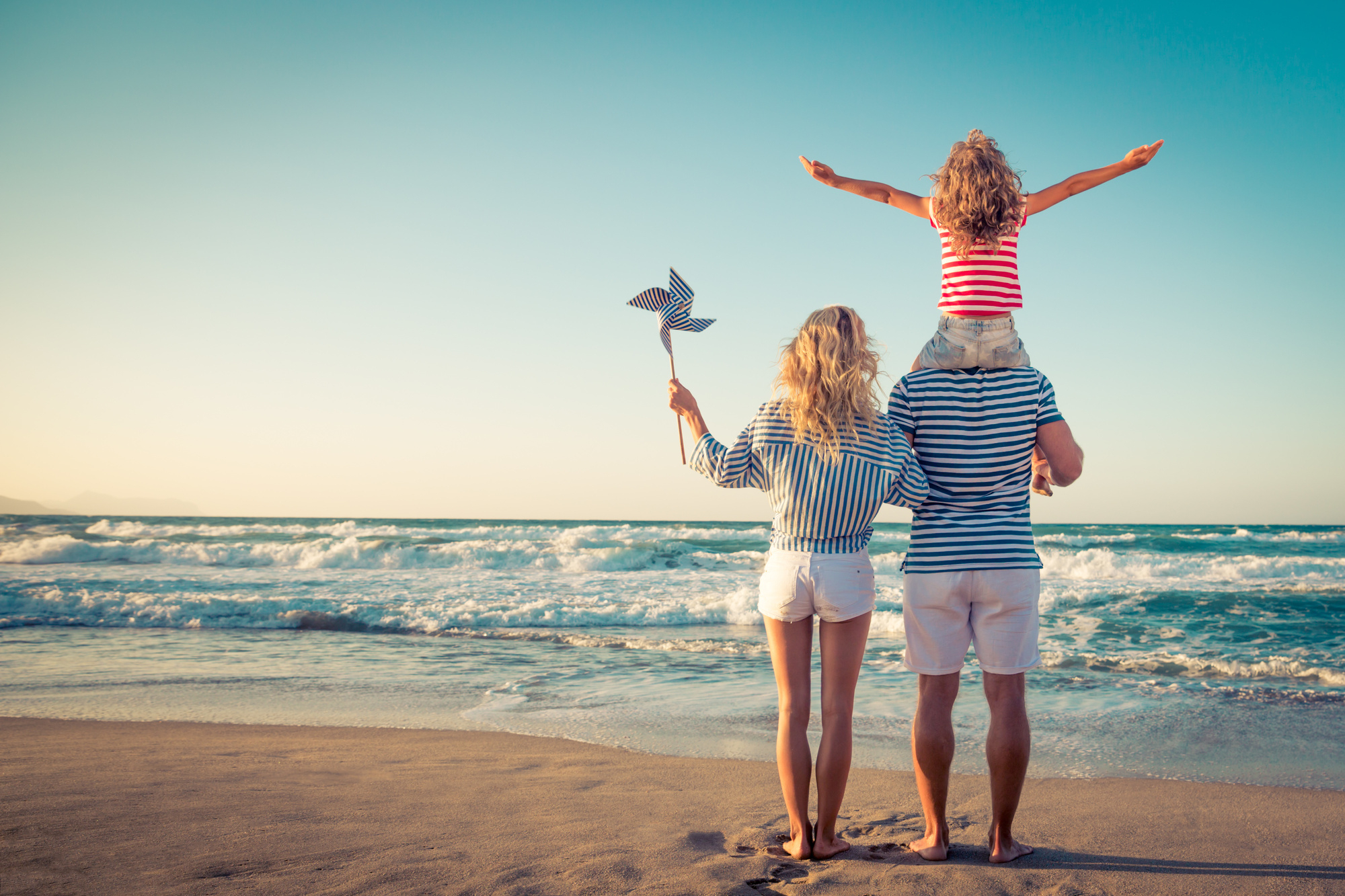 10 Fantastic Cheap Summer Vacation Ideas For Families %name 2024
