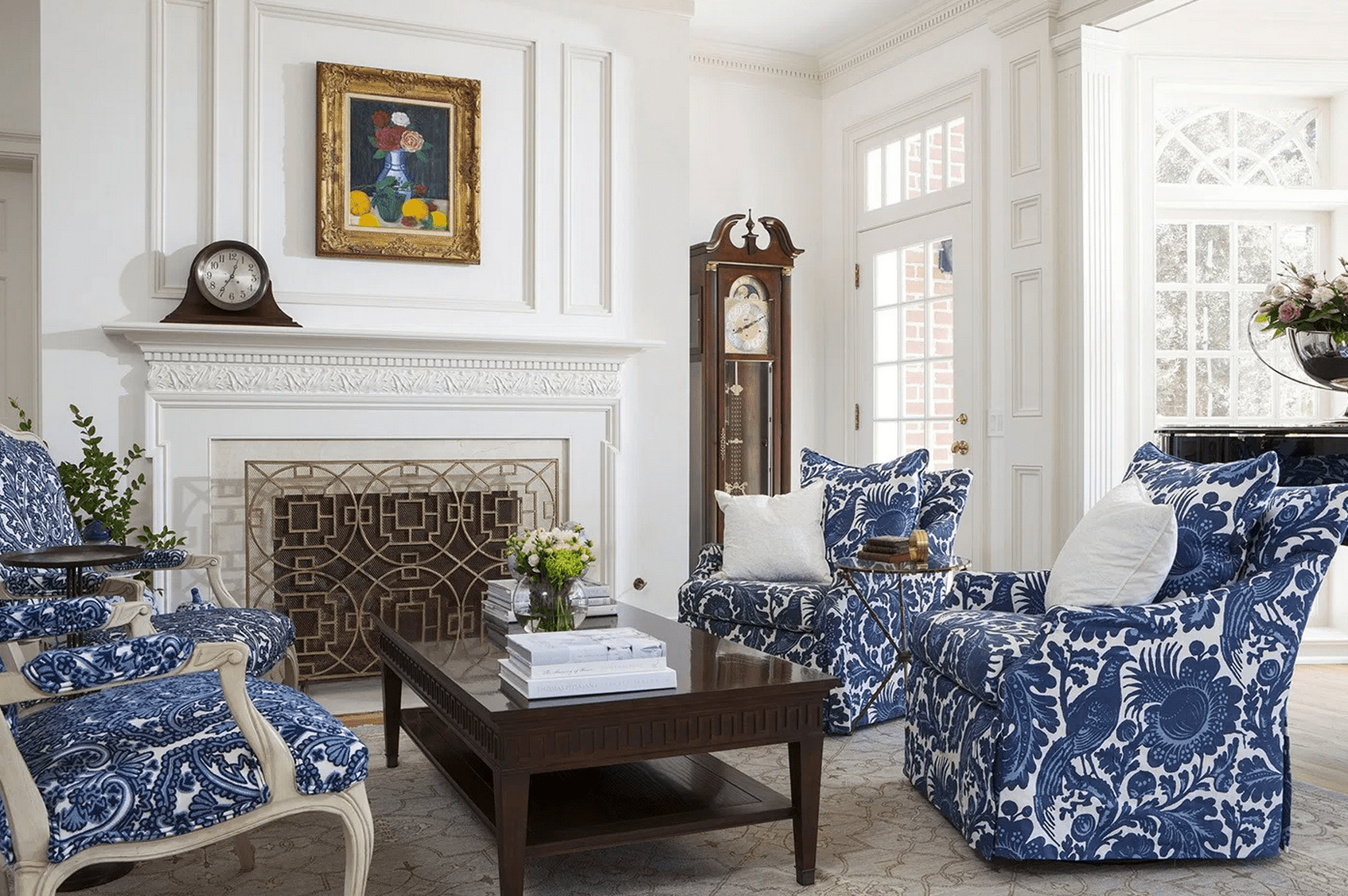 10 Wonderful Blue And White Living Room Decorating Ideas 23 traditional living rooms for inspiration 2024