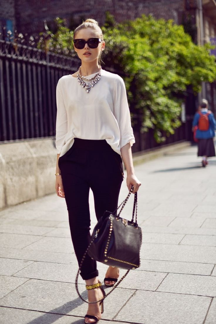 10 Pretty Black And White Clothing Ideas black white outfit ideas for work 2019 fashiontasty 2022