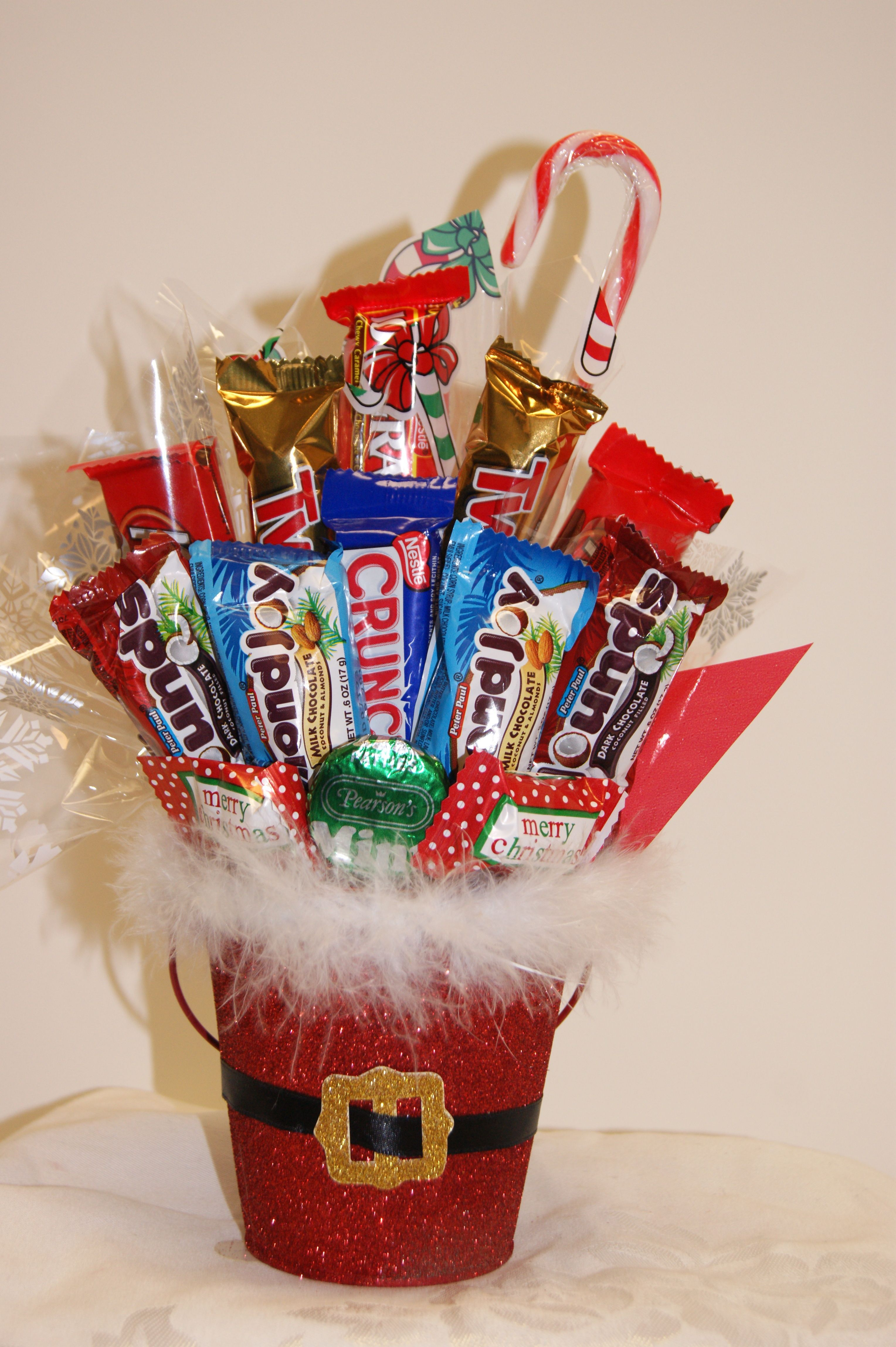 10 Stylish Candy Gift Ideas For Christmas christmas candy bouquets christmas santa pail bouquet bouquets 2024