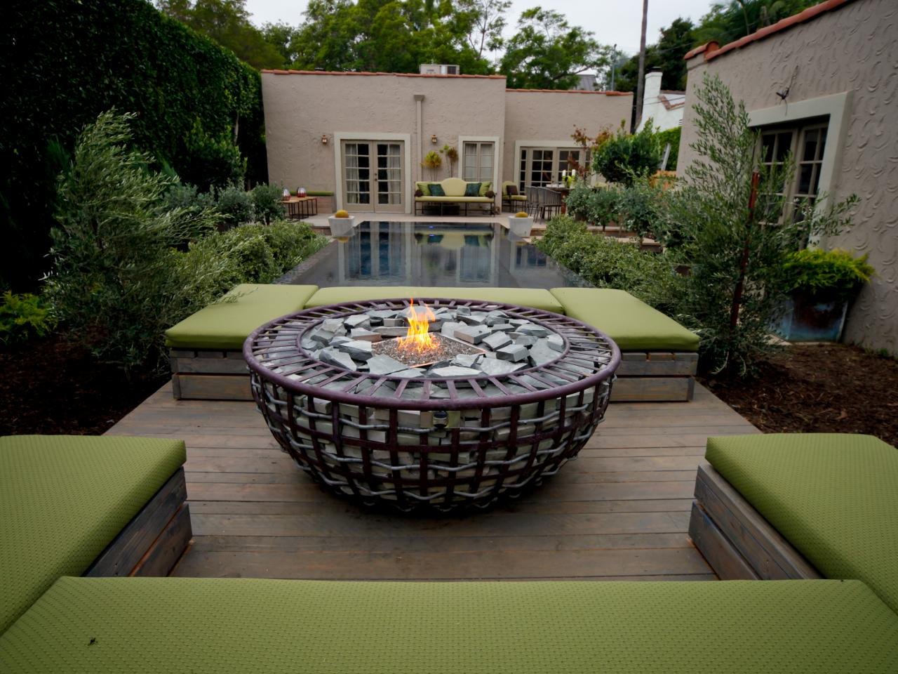 10 Most Popular Fire Pit On Deck Ideas %name 2022