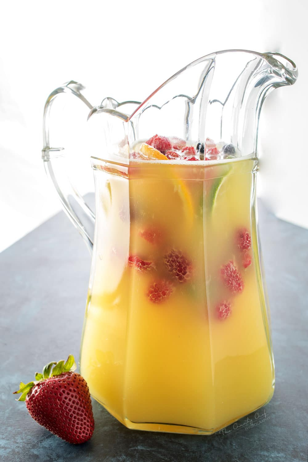 10 Lovely Cool Drink Ideas For Parties fizzy pineapple punch the chunky chef 2022