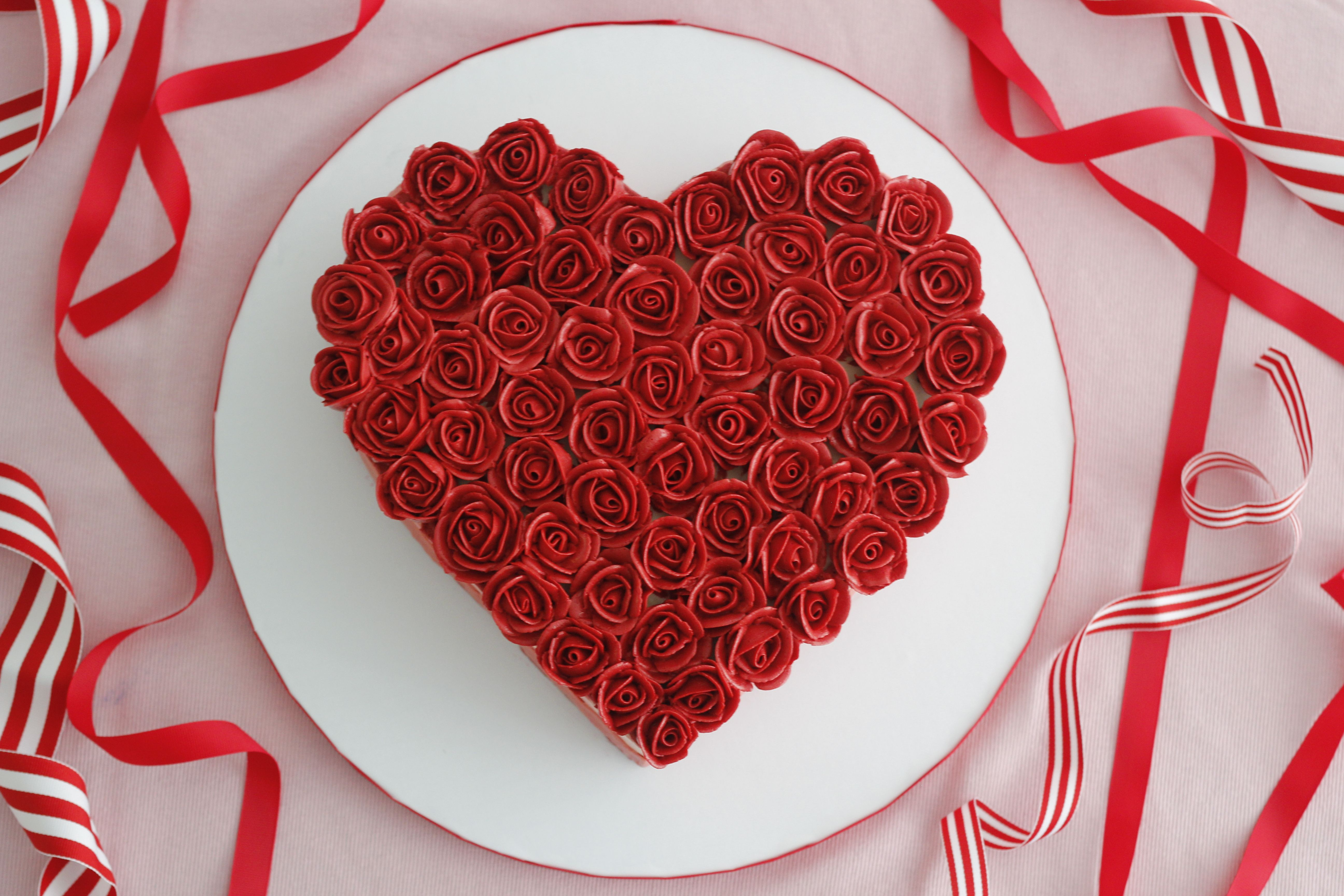 10 Beautiful Heart Shaped Cake Decorating Ideas heart shaped cake with buttercream roses cakes sweets heart 2024