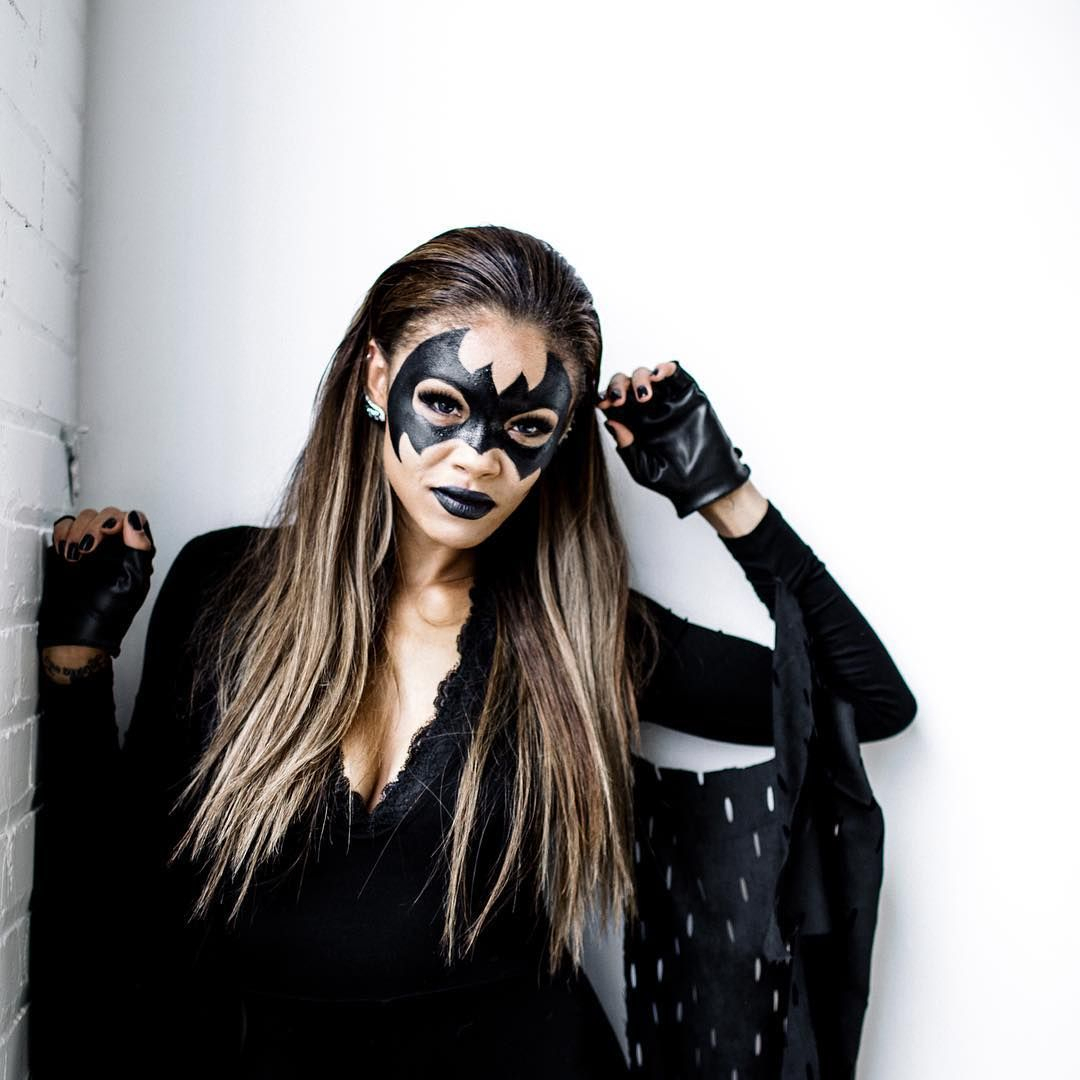 10 Trendy All Black Costume Ideas For Women last minute costume ideas batwoman just wear all black and put 2024