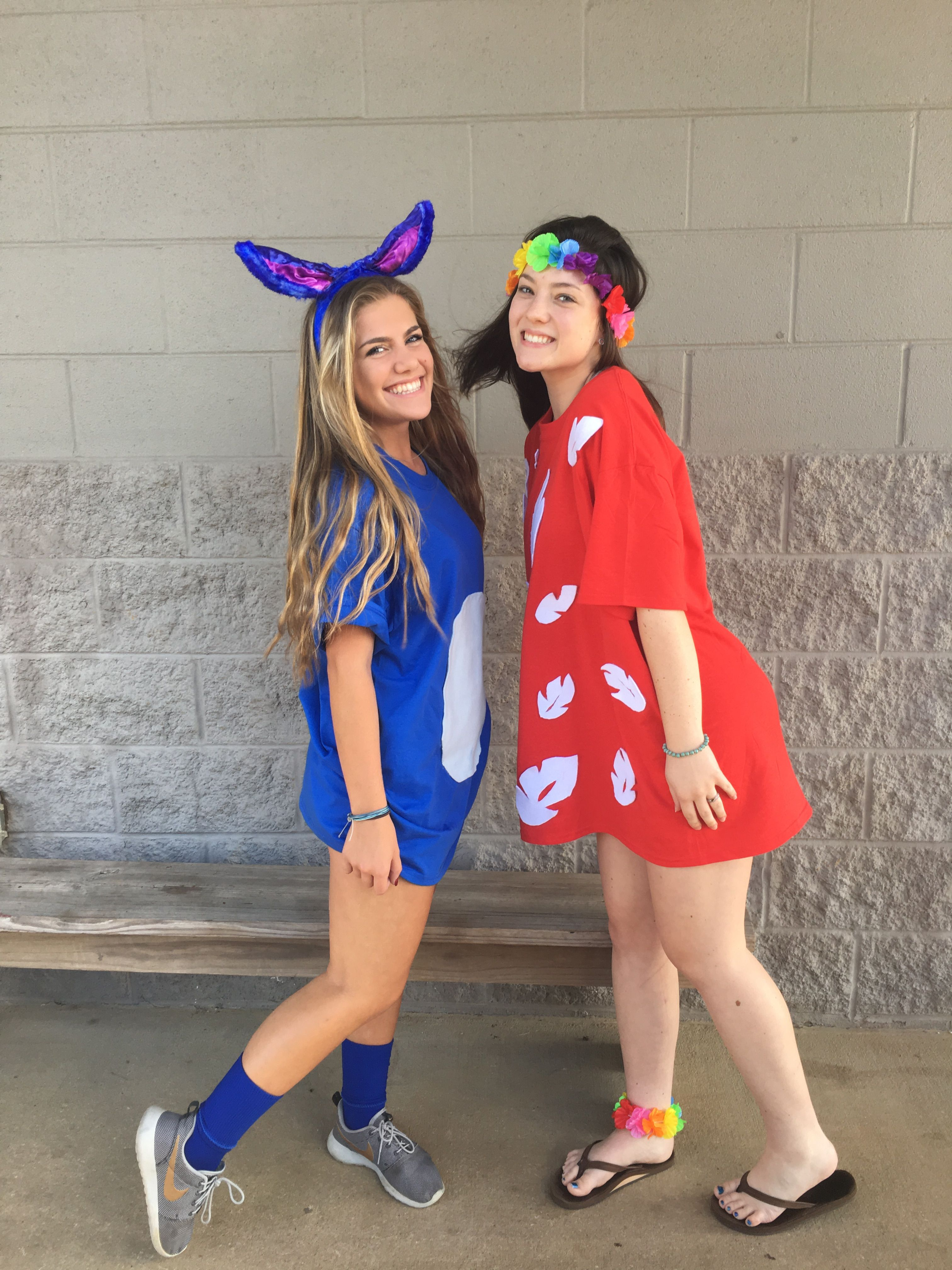 10 Famous Twin Costume Ideas For Women lilo and stitch diy costume halloween bff halloween costumes 2024