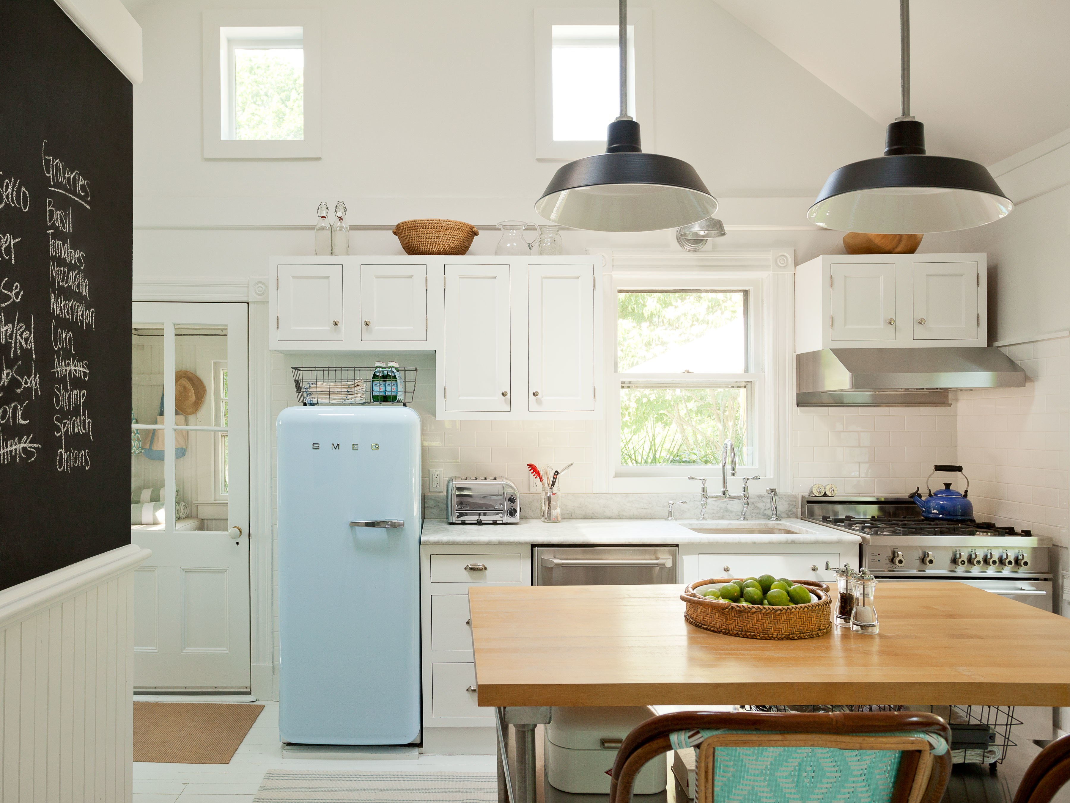 10 Elegant Kitchen Ideas For A Small Kitchen the best small kitchen design ideas for your tiny space 2023