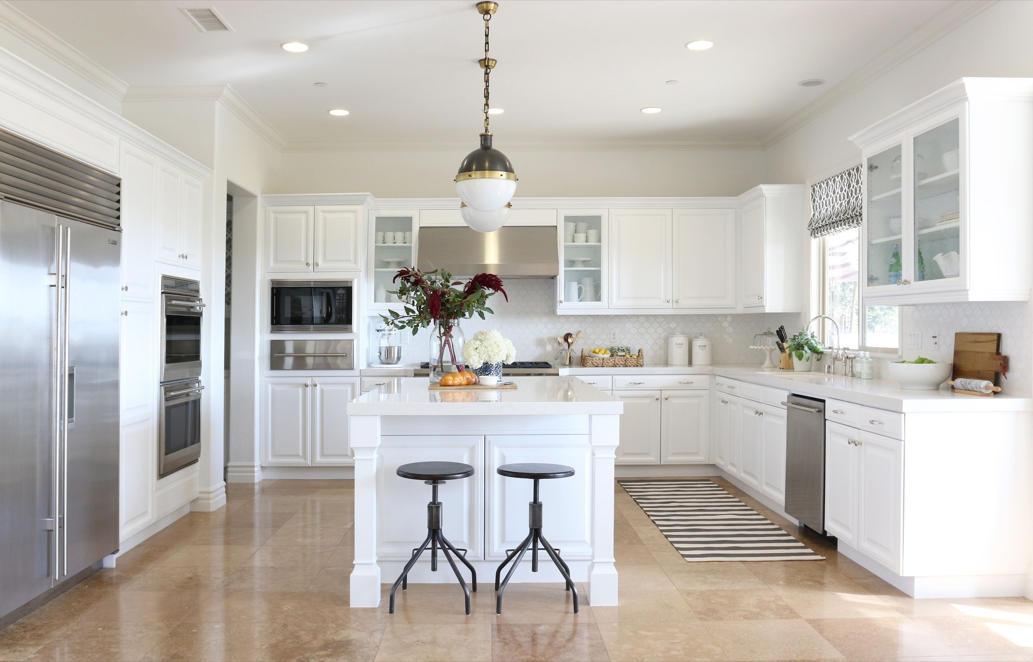 10 Attractive White Cabinet Kitchen Design Ideas 11 best white kitchen cabinets design ideas for white cabinets 2022