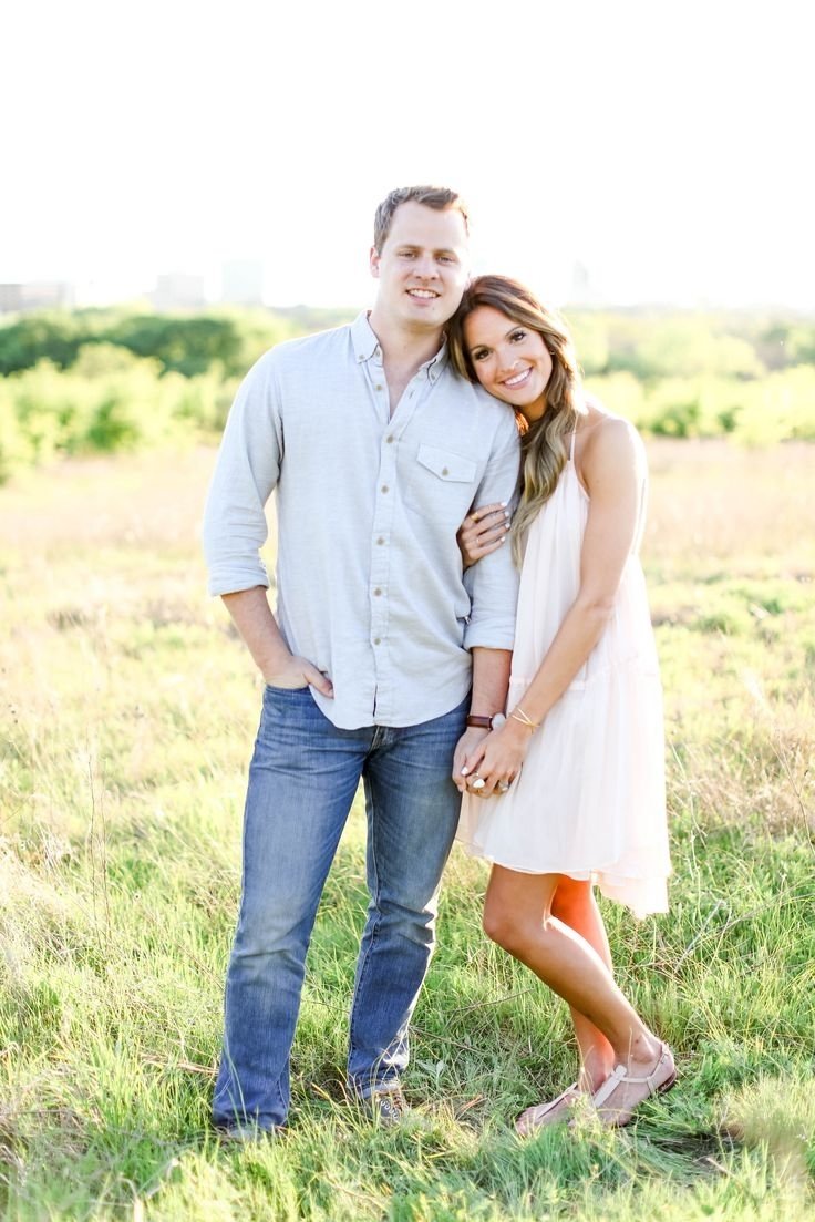 10 Beautiful Engagement Photo Ideas For Summer 117 best engagement session inspiration images on pinterest 1 2022