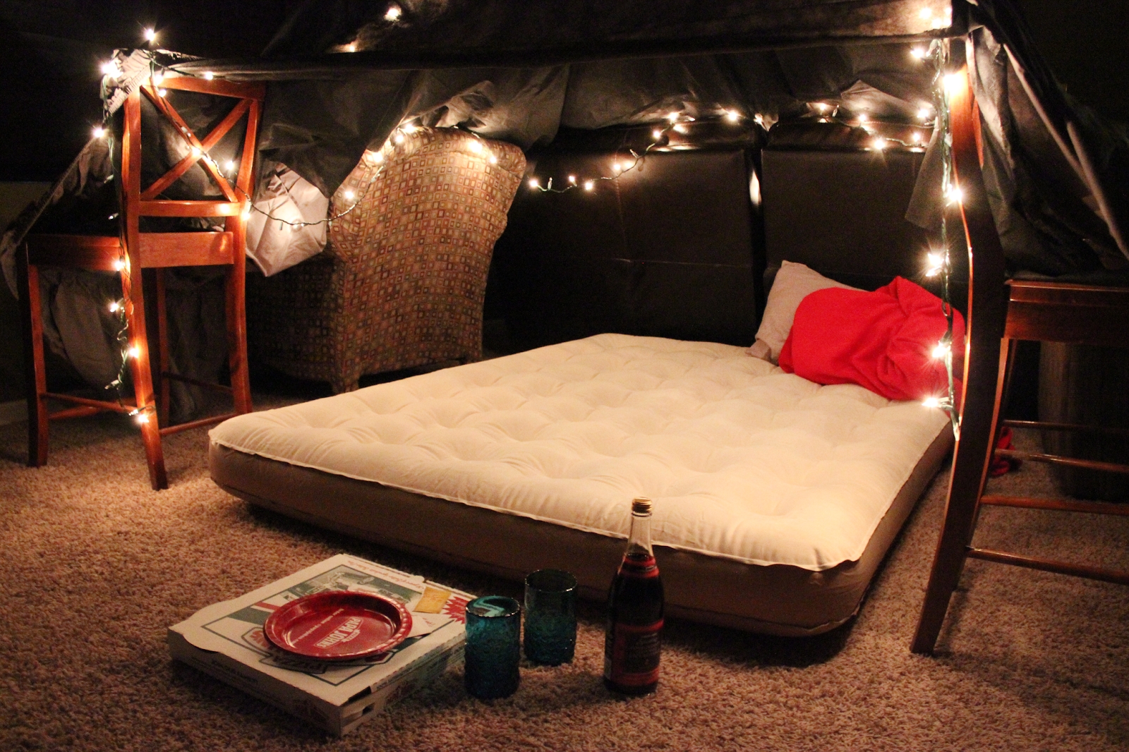 10 Unique Romantic At Home Date Ideas 12 months of dates january romantic fort night forts romantic 4 2022