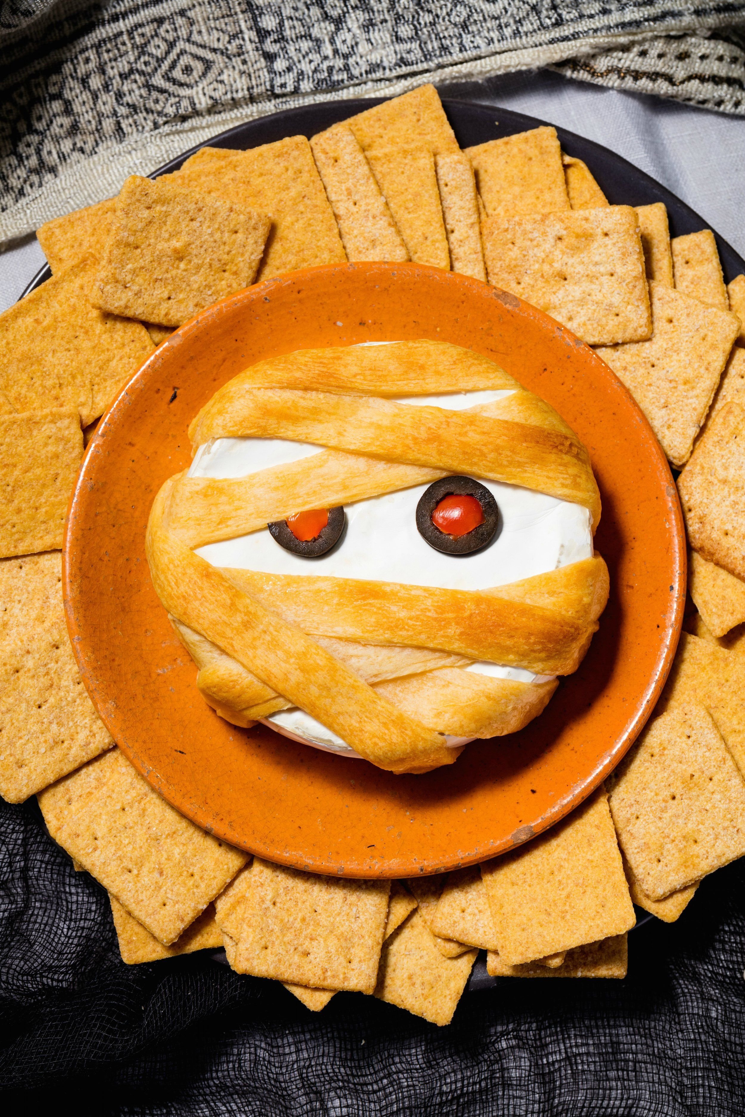 10 Unique Halloween Food Ideas For Adults Easy 19 easy halloween recipes gross and scary halloween food ideas 1 2022