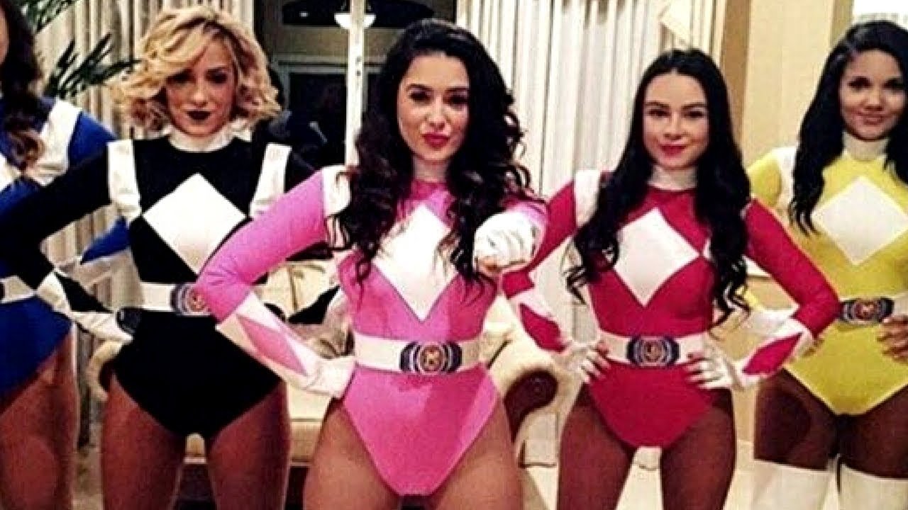 10 Trendy Girl  Group  Halloween  Costume Ideas  2022