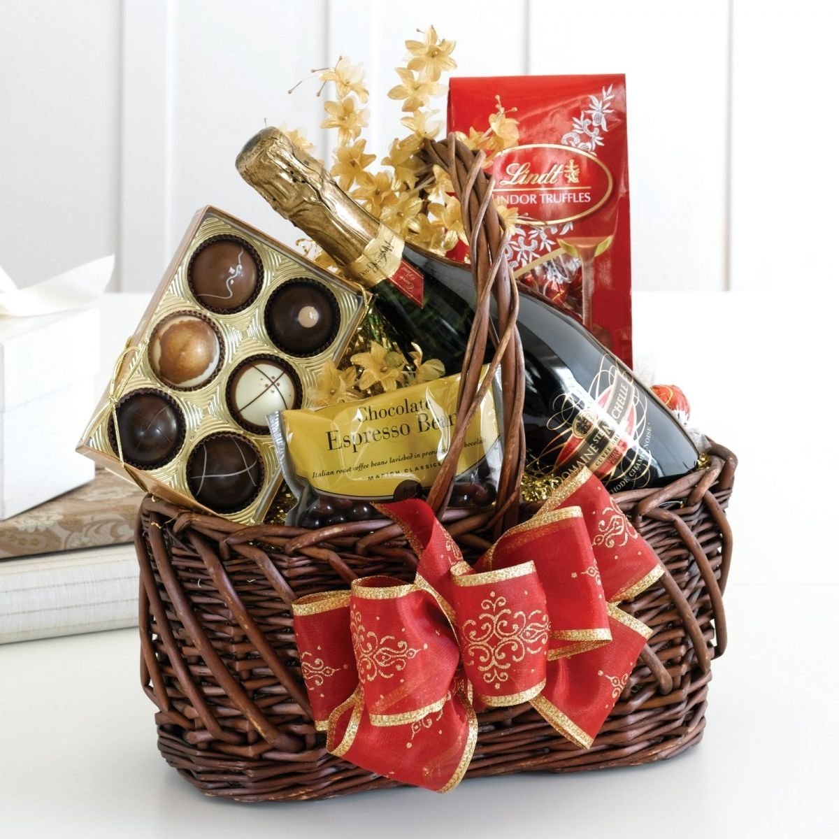 10 Great Gift Basket Ideas For Christmas 40 best christmas gift basket decoration ideas all about christmas 2022