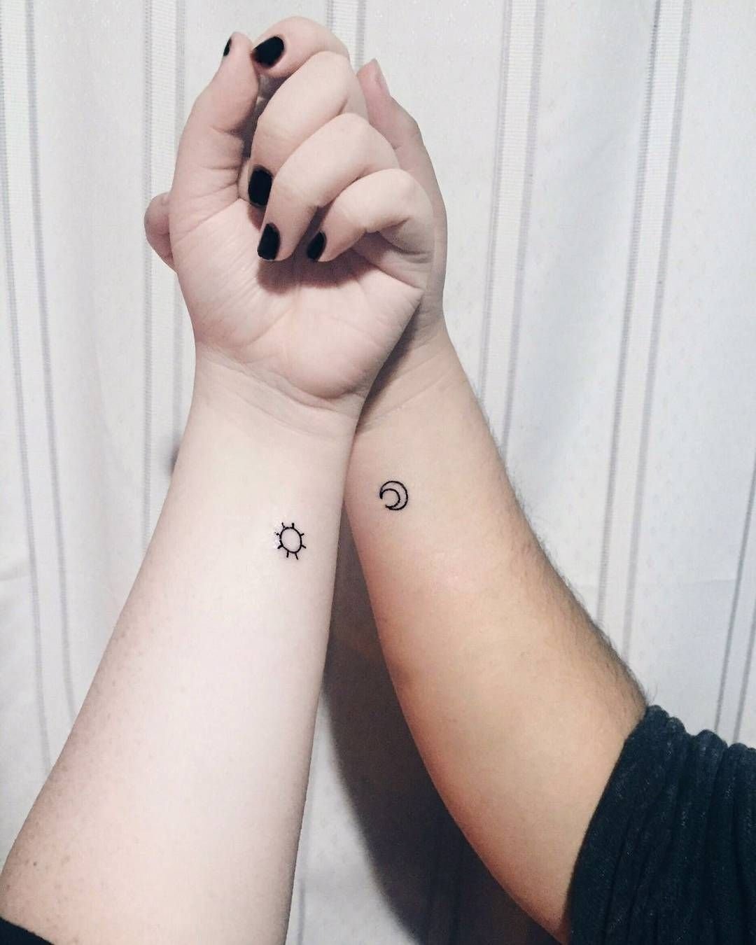10 Stylish His And Her Matching Tattoos Ideas 40 inspirational creative tattoo ideas for men and women matching 1 2022