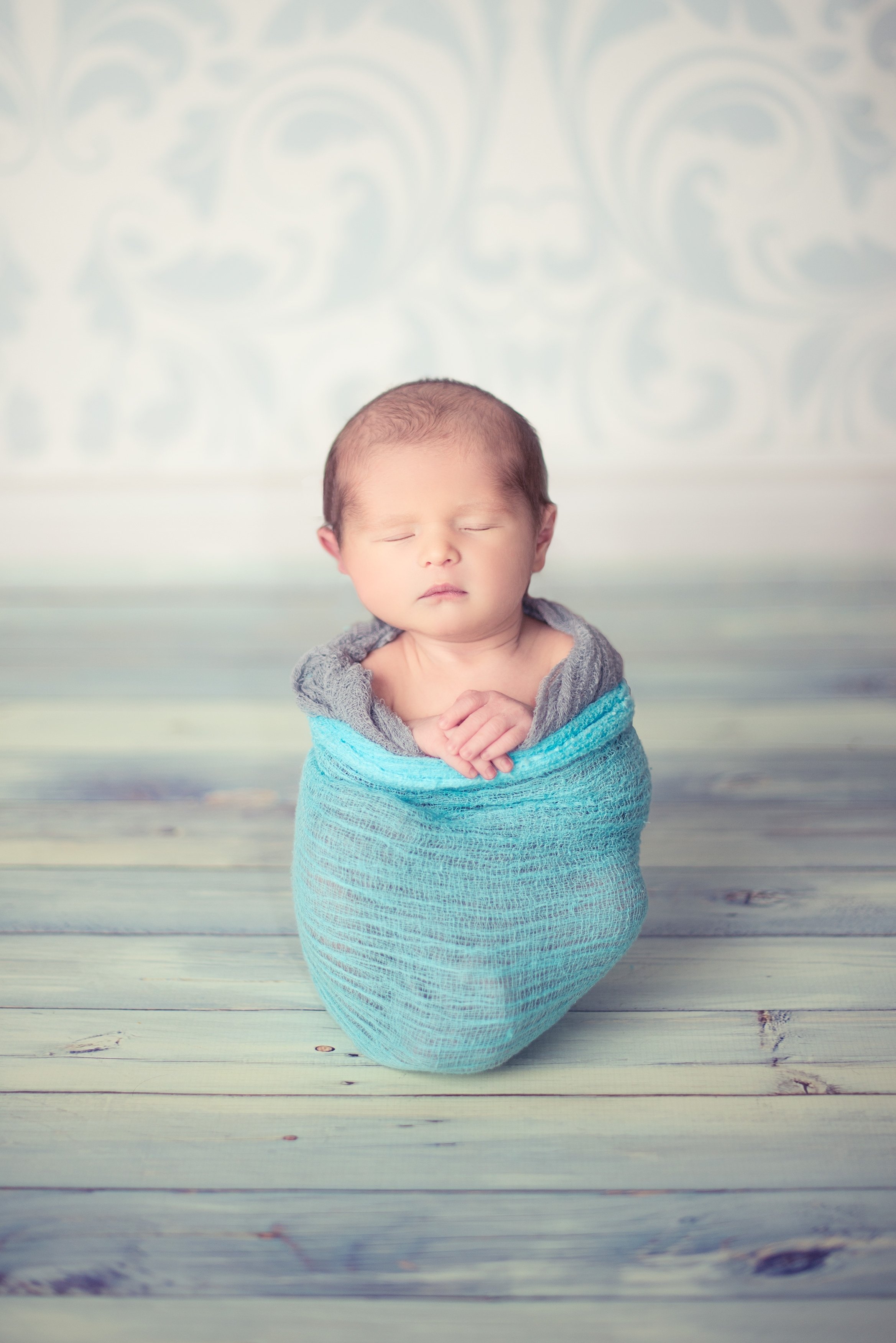 Photoshoot 6 Month Birthday Photo Ideas ~ Cake Smash, Cars Lightning ...