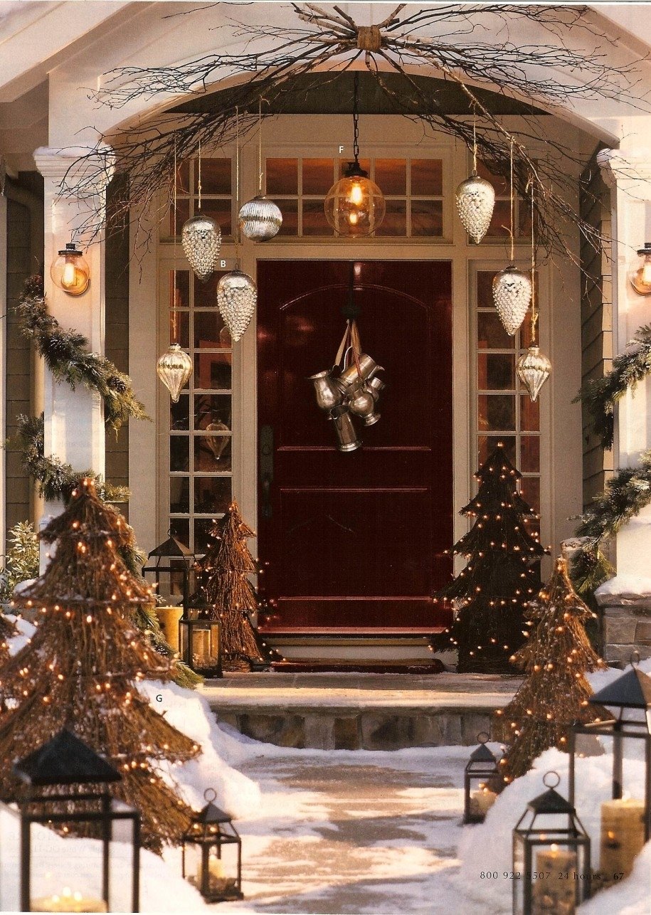 10 Most Recommended Christmas Decorating Ideas For Outside backyards front door christmas decorating ideas decorations for 2022