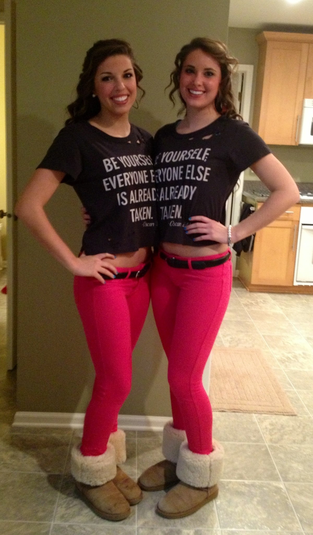 10 Trendy Halloween Costume Ideas For Two Girls best friend twins 3 funny halloween costumes funny stuff 15 2022