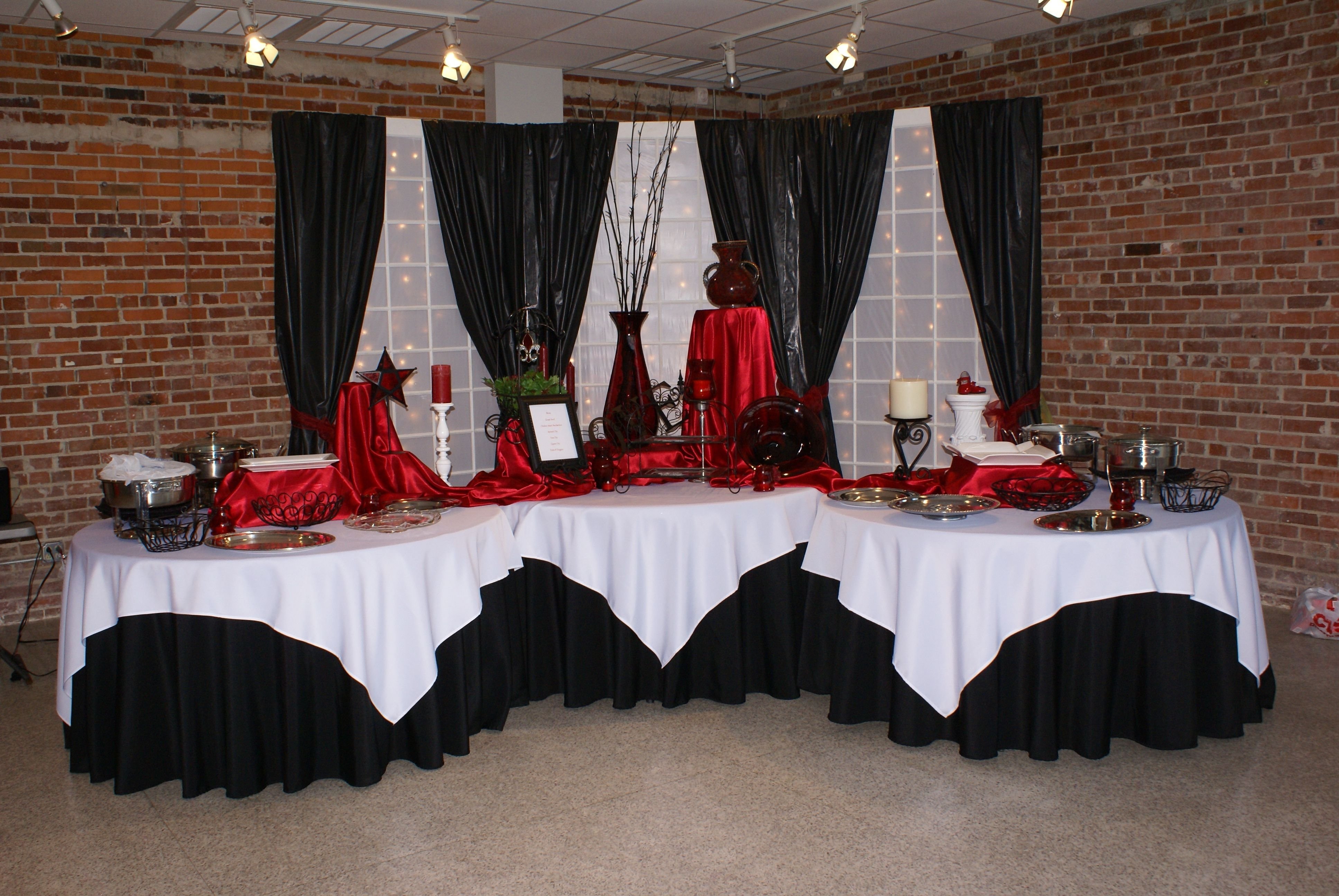 black red and white wedding decorations