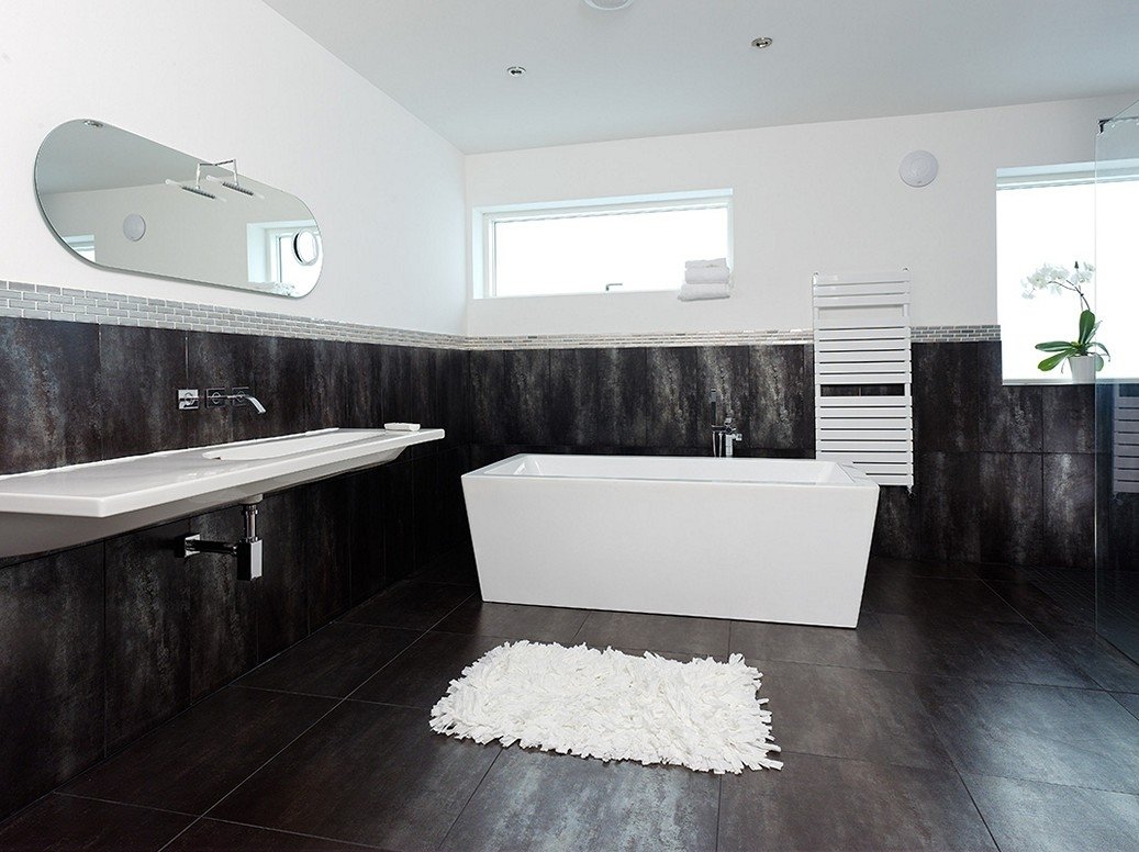 10 Spectacular Black And White Bathroom Ideas black and white bathroom ideas 2022