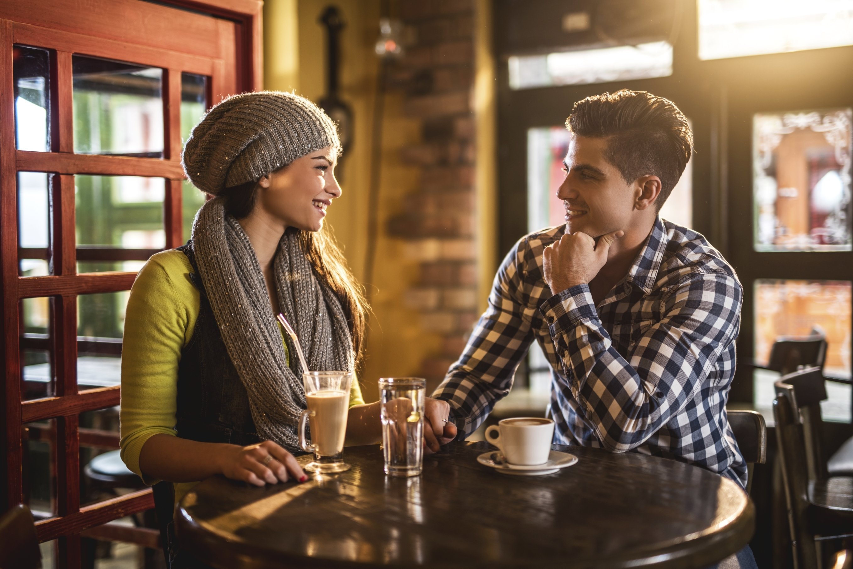 10 Lovable First Date Ideas For Men conversation starters worst topics for a first date greatist 2022