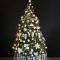 creative christmas tree decorations | reader's digest