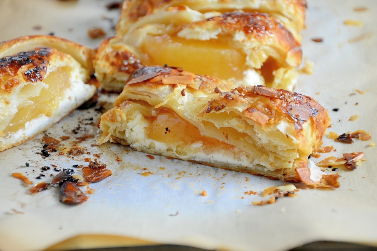 10 Wonderful Puff Pastry Dessert Recipe Ideas easy apple cream cheese strudel savory experiments 2022