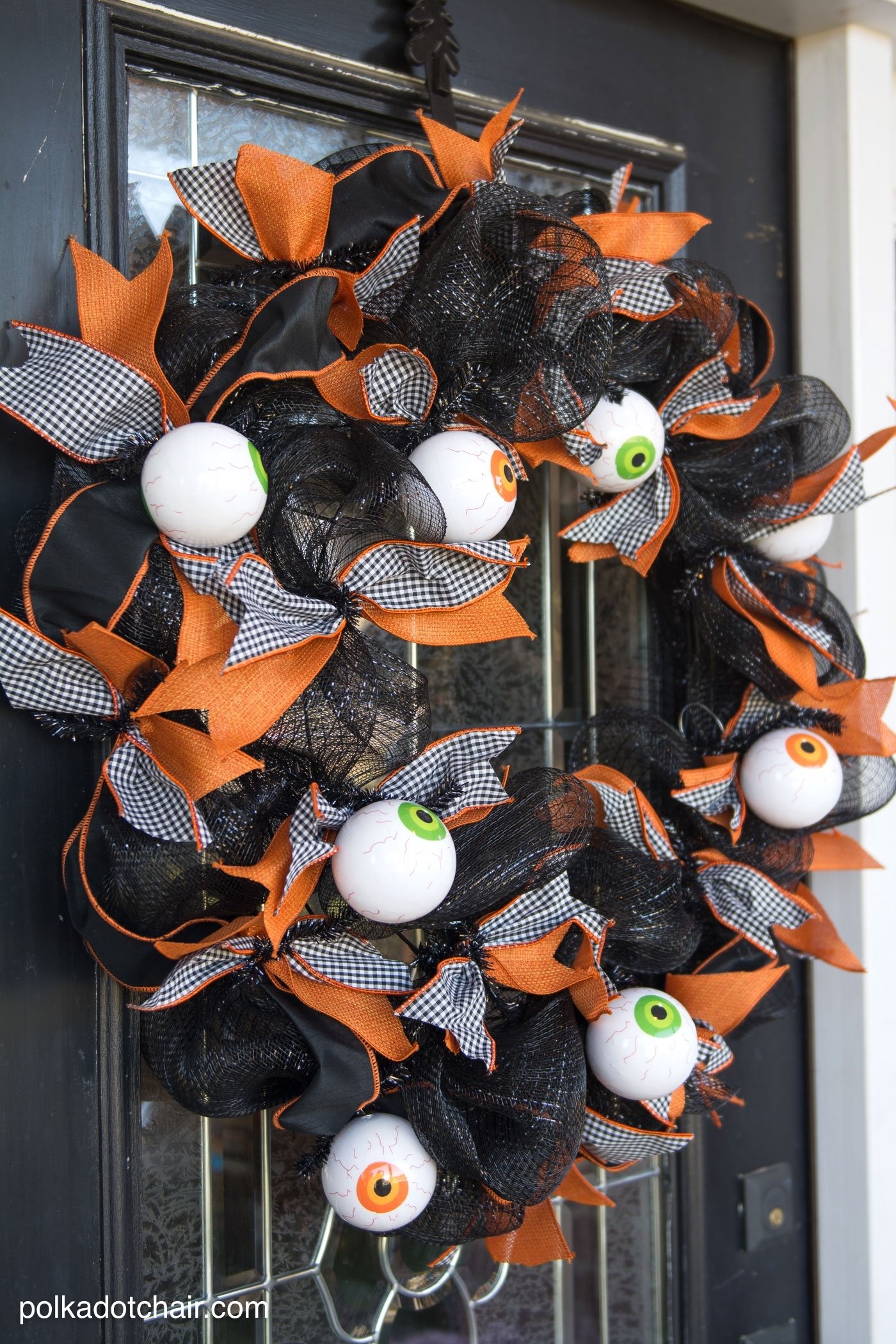 10 Amazing Halloween Wreath Ideas Front Door halloween craft diy geo mesh eyeball wreath 2022