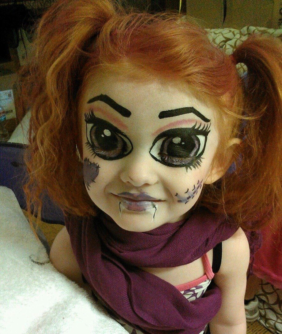 10 Amazing Halloween Scary Face Paint Ideas 2024