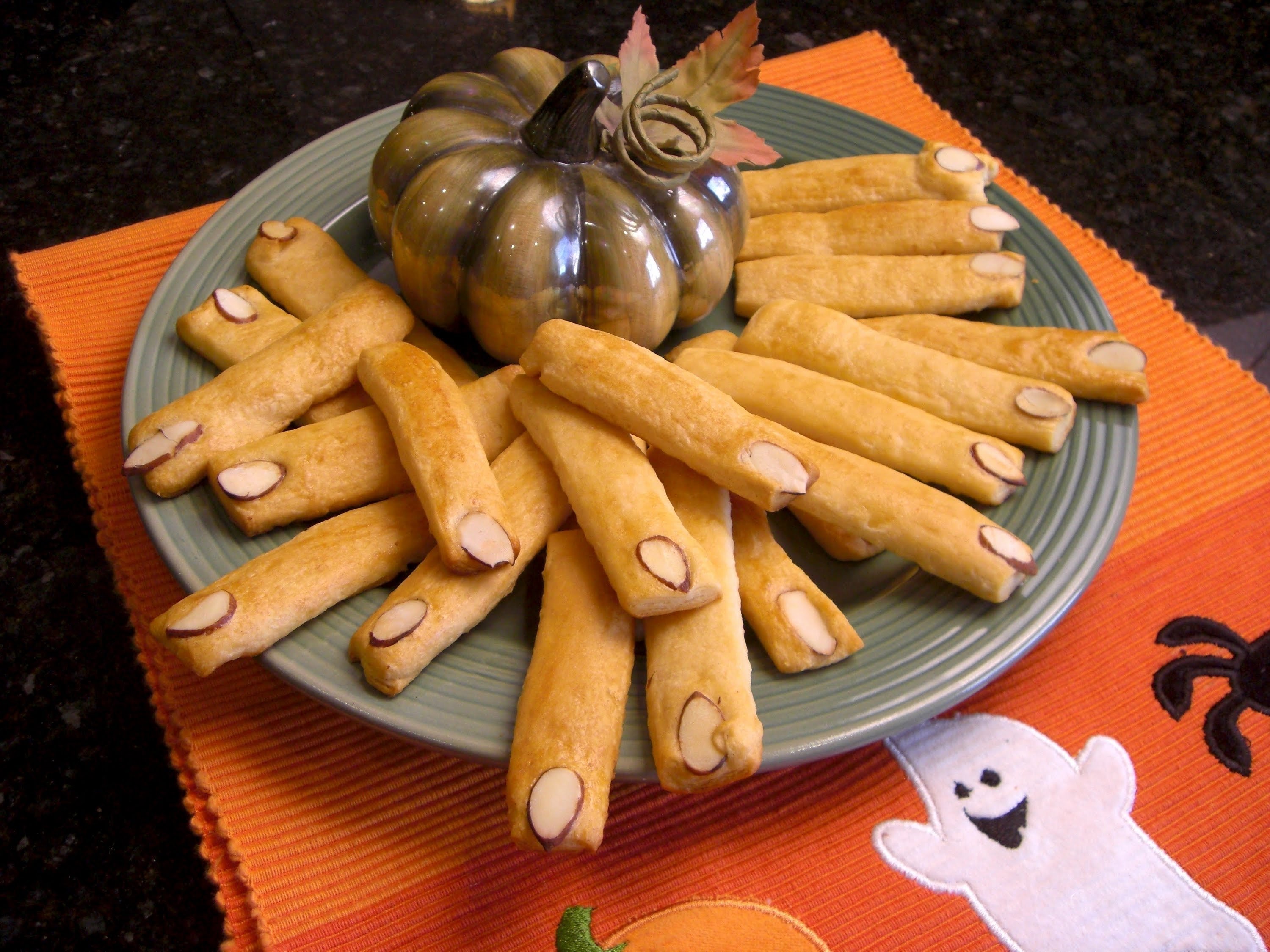 10 Fabulous Halloween Party Finger Food Ideas 2024