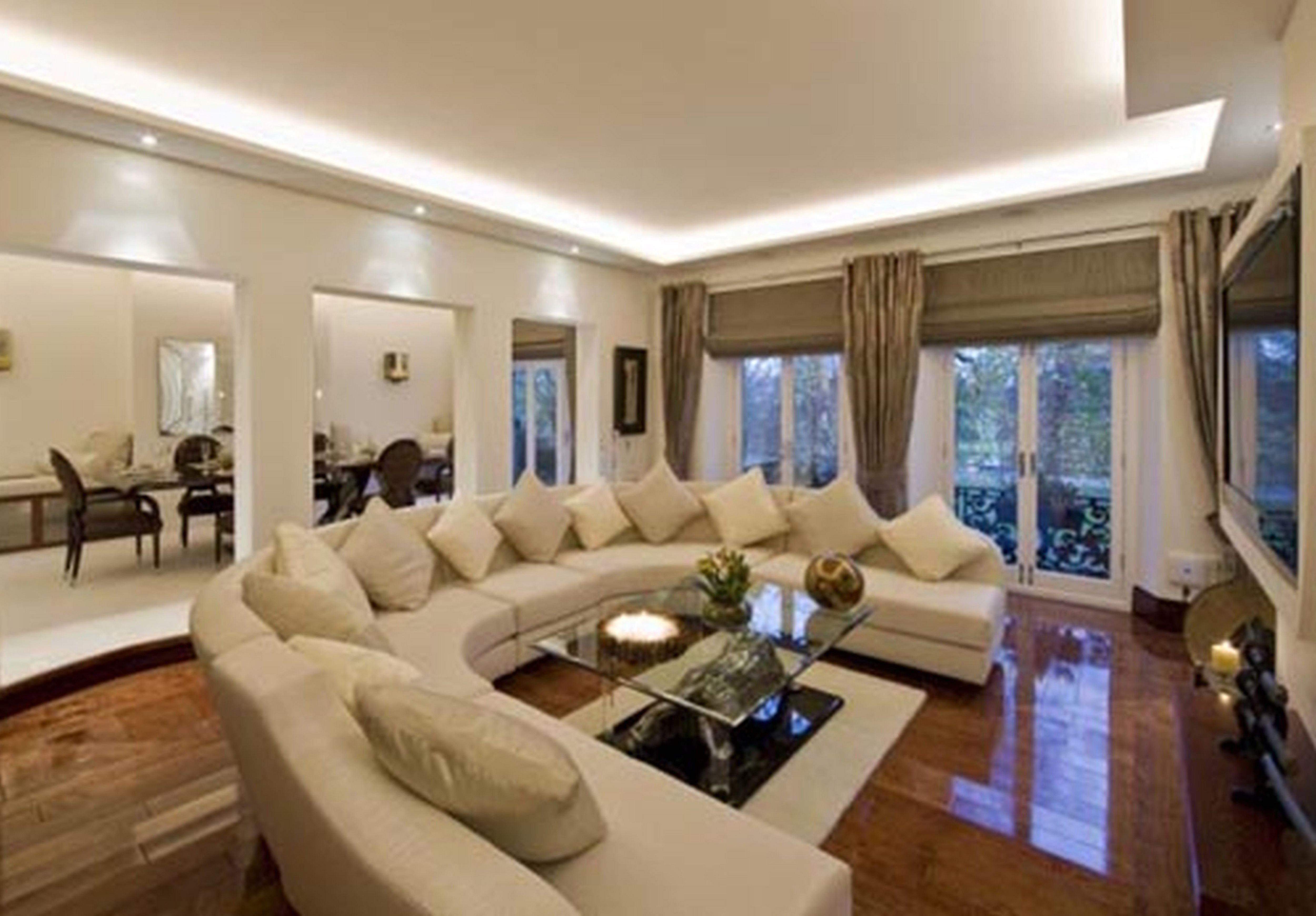 10 Fantastic Large Living Room Decorating Ideas hgtv decorating ideas for living rooms living room decorating ideas 2022