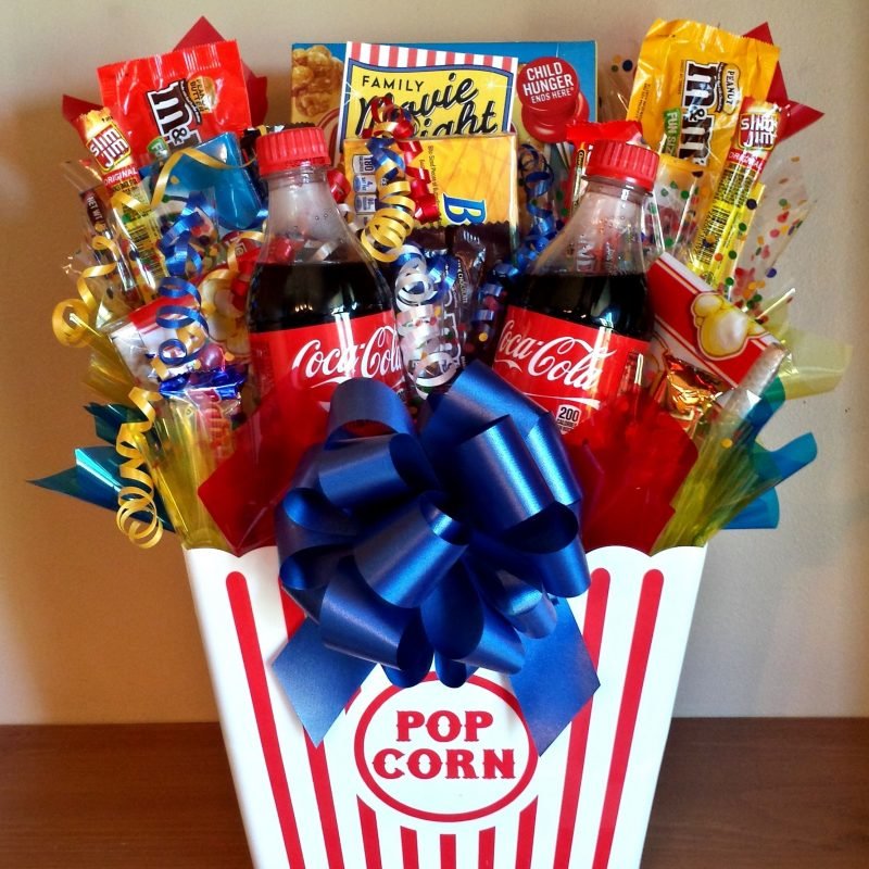 10 Unique Movie Themed Gift Basket Ideas 2024