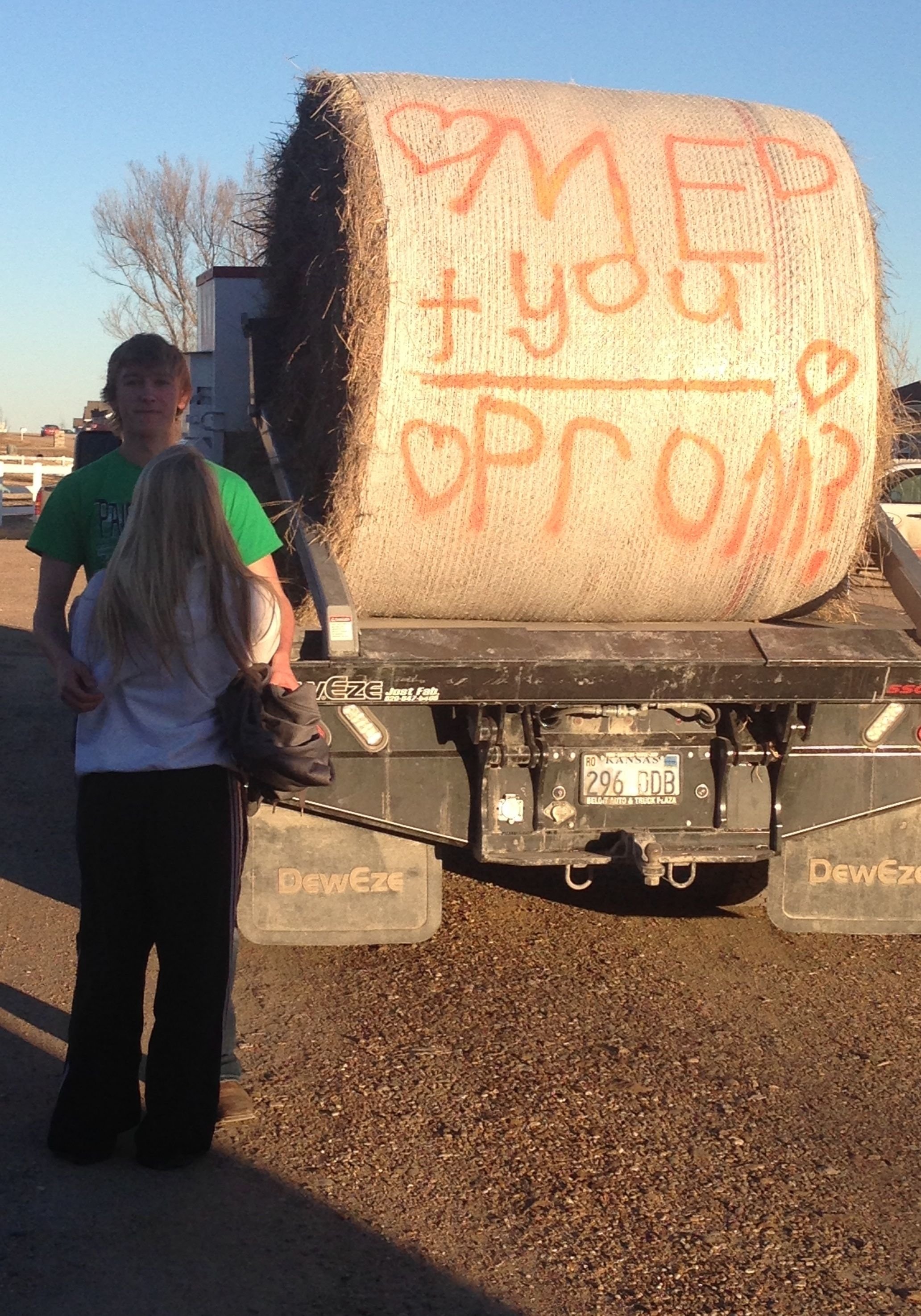 10 Unique Cute Prom Ideas To Ask A Girl idea for asking a girl to prom farmer style too cute prom proposal 2 2022