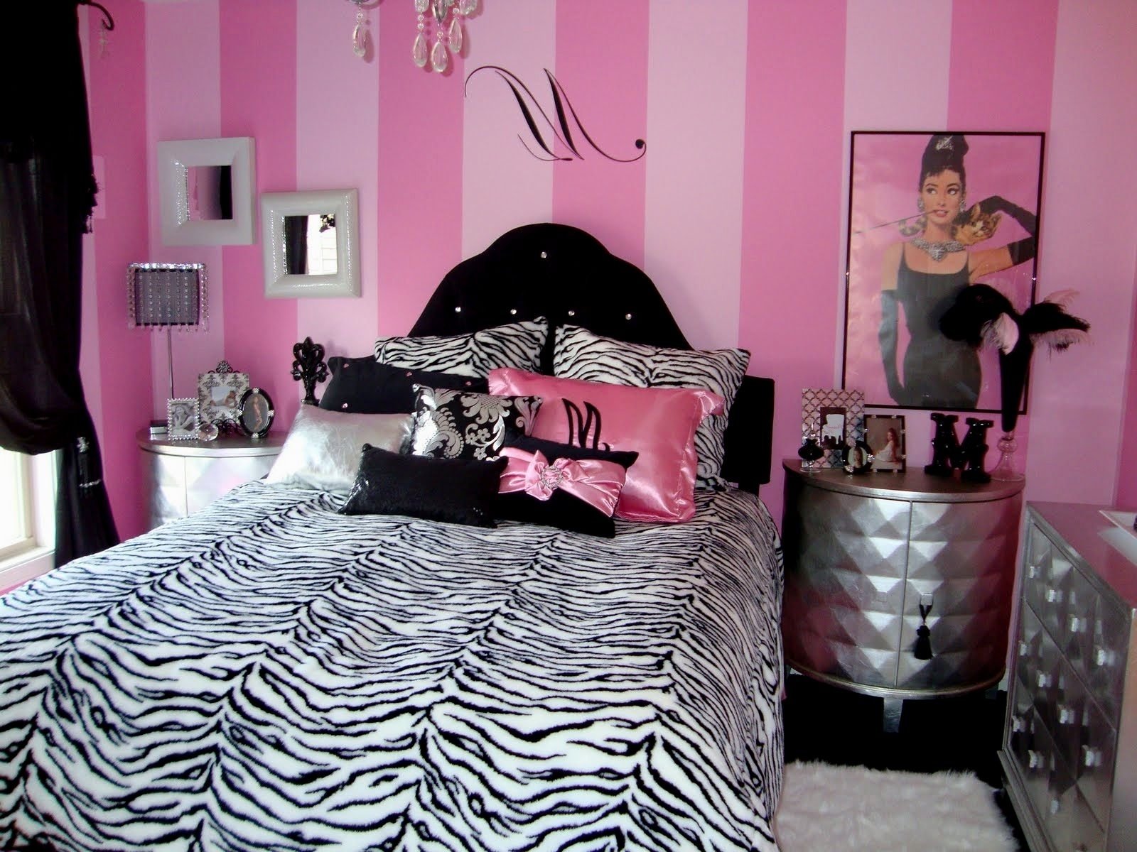 10 Nice Pink Black And White Bedroom Ideas 2022