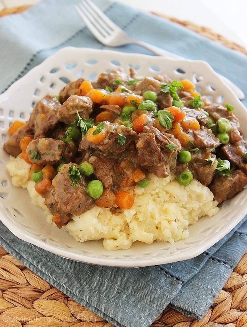 10 Fashionable Dinner Ideas With Mashed Potatoes irish beef stew with mashed potatoes 2022