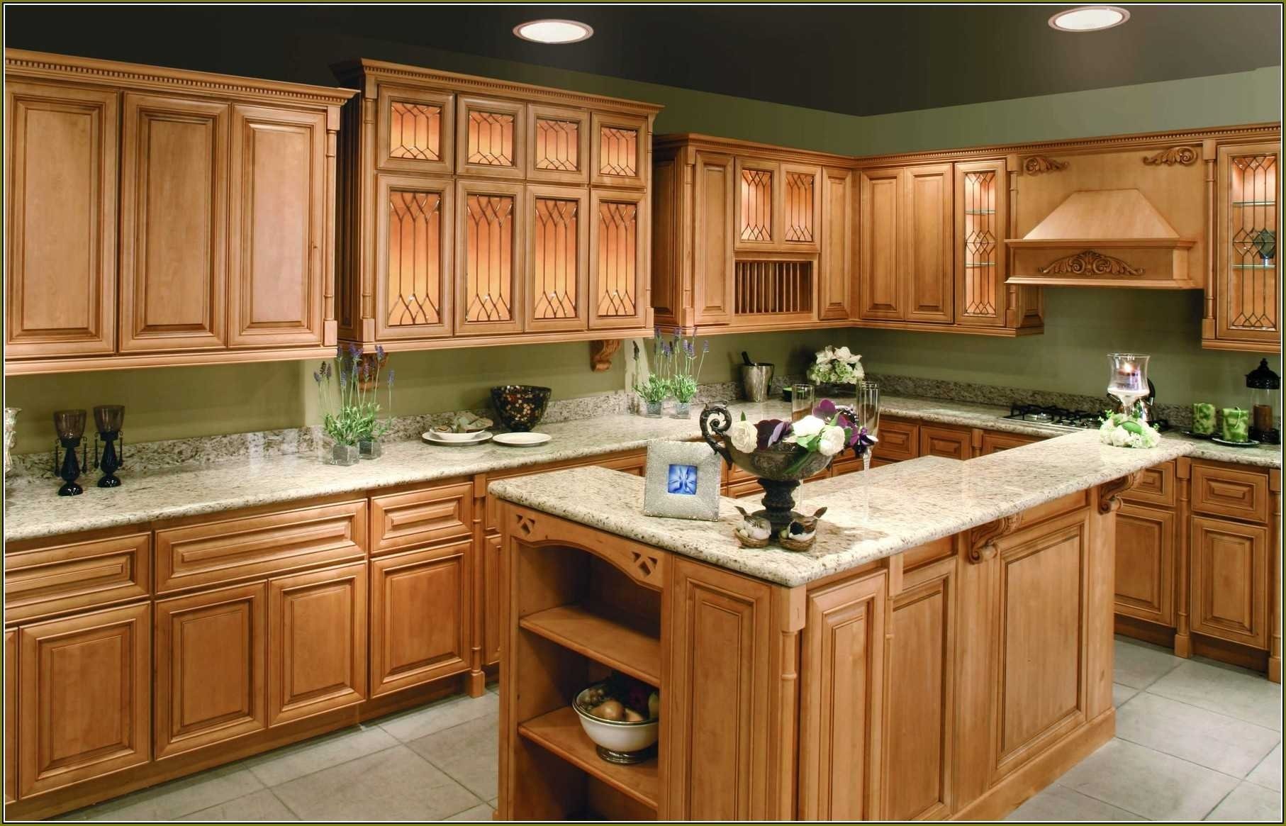 10 Lovable Kitchen Color Ideas With Maple Cabinets 2022