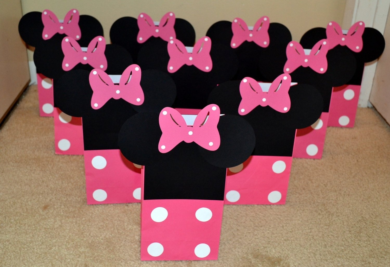 10 Gorgeous Minnie Mouse Goody Bags Ideas minnie mouse goody bags minnie mouse treat bags 1 2022
