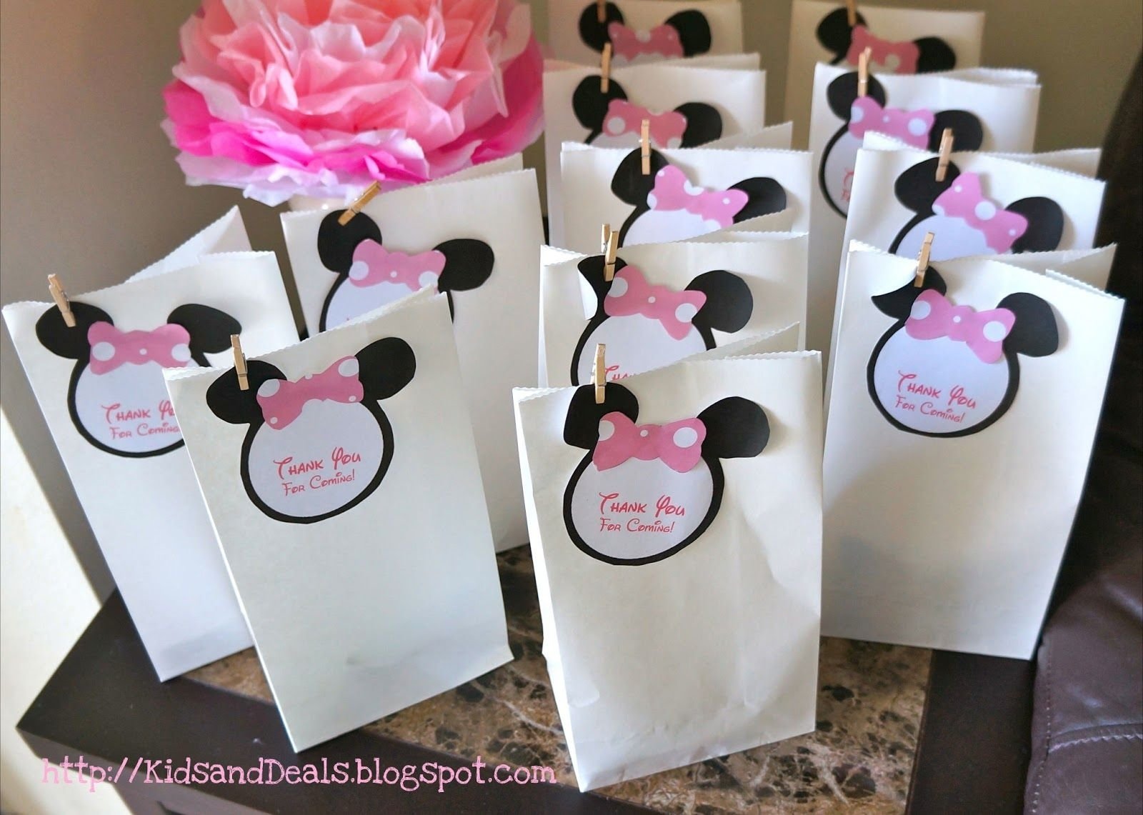 10 Famous Minnie Mouse Party Ideas Homemade minnie mouse marshmallow pops youtube google search mias 2023