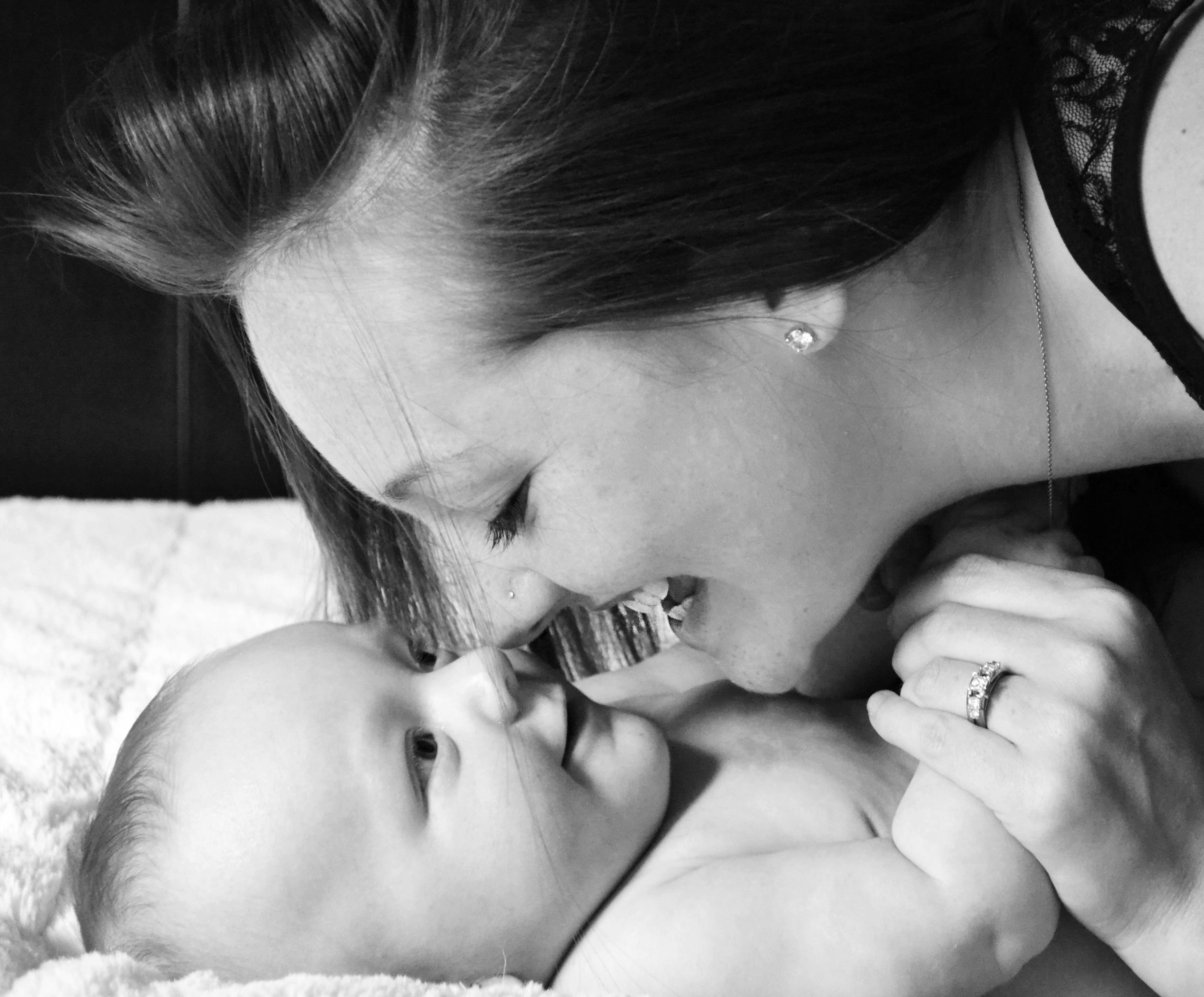10 Attractive Mom And Baby Picture Ideas mommy me photoshoot 4 months old baby and mommy photography 2022