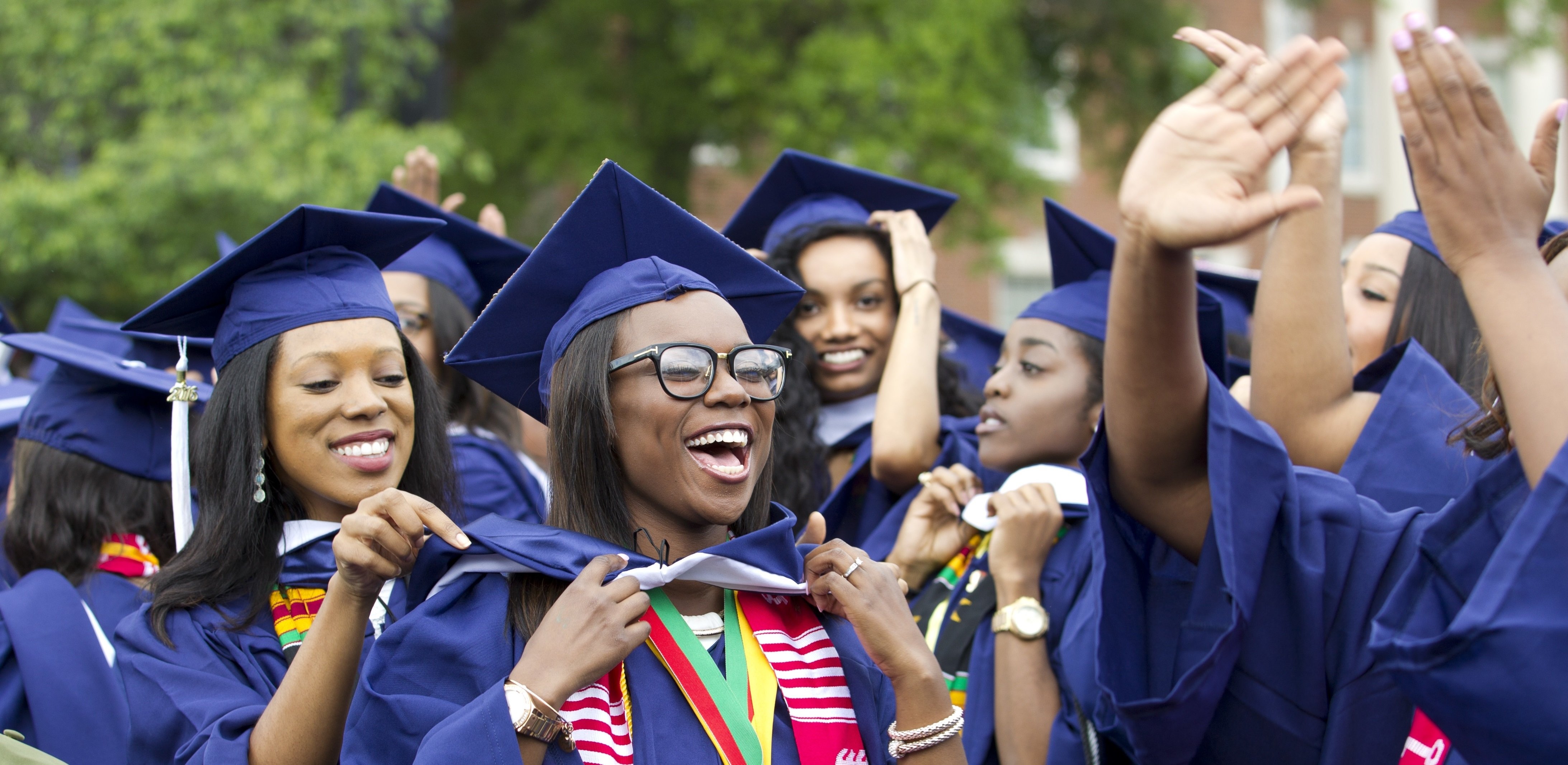10 Lovable Gift Ideas For College Graduates Female money matters gift ideas for grads american urban radio networks 2022