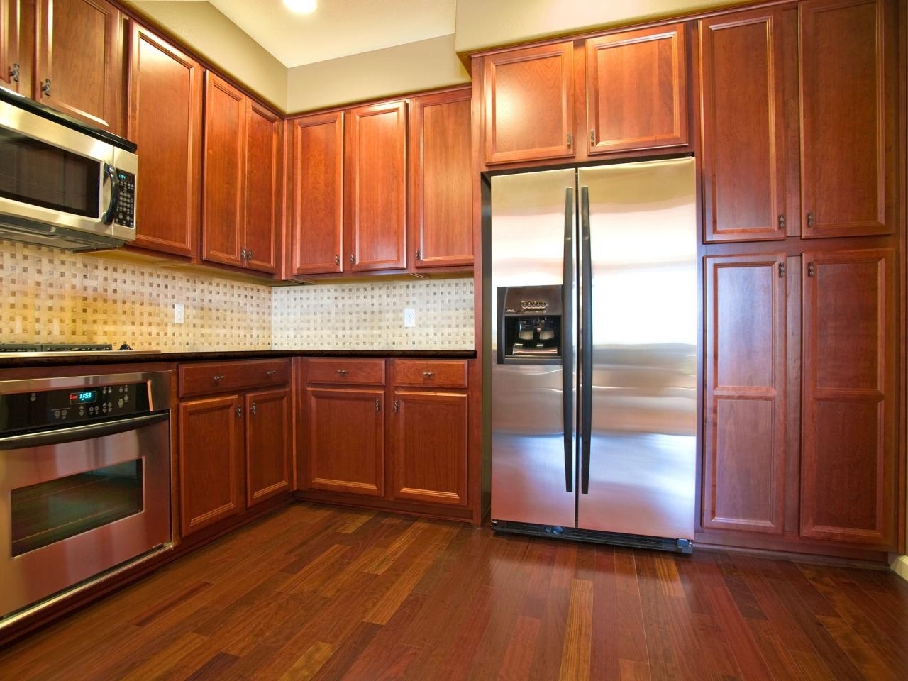 Oak Kitchen Cabinets Pictures Ideas Tips From Hgtv Hgtv 1 