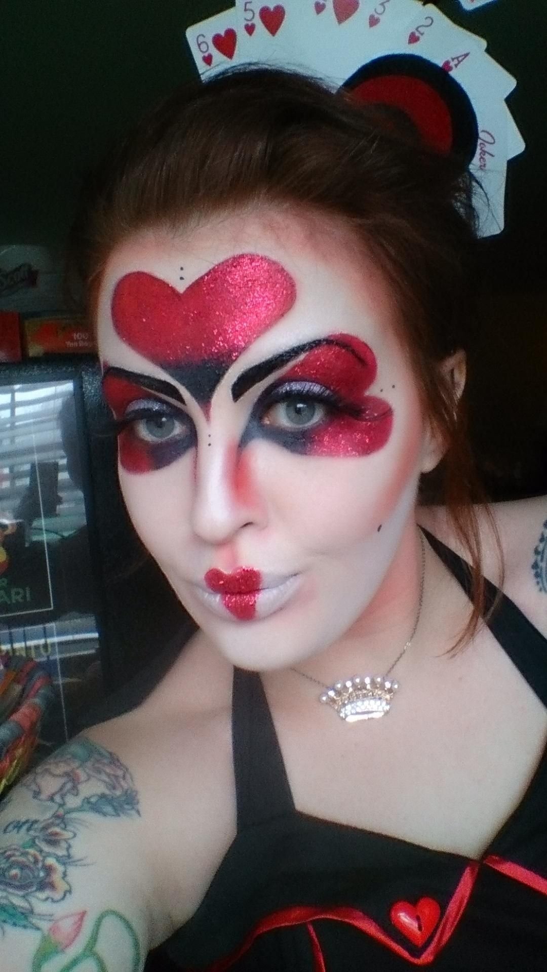 10 Trendy Queen Of Hearts Makeup Ideas one day late but here is my queen of hearts makeup from halloween 2023
