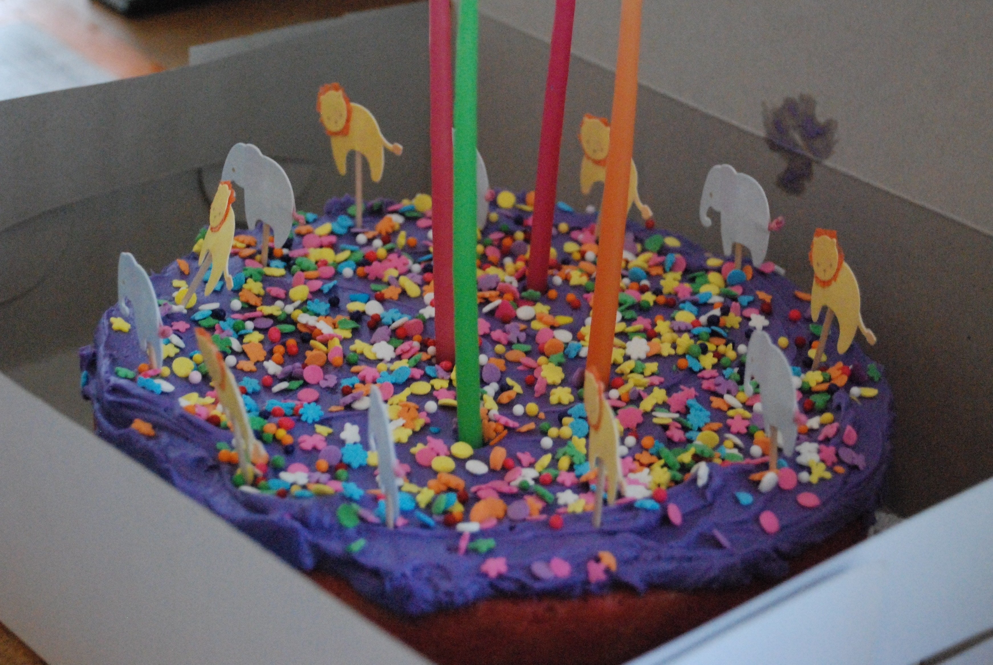 10 Great 19 Year Old Birthday Ideas photo of the day 4 year old birthday cake zomppa food good 2022