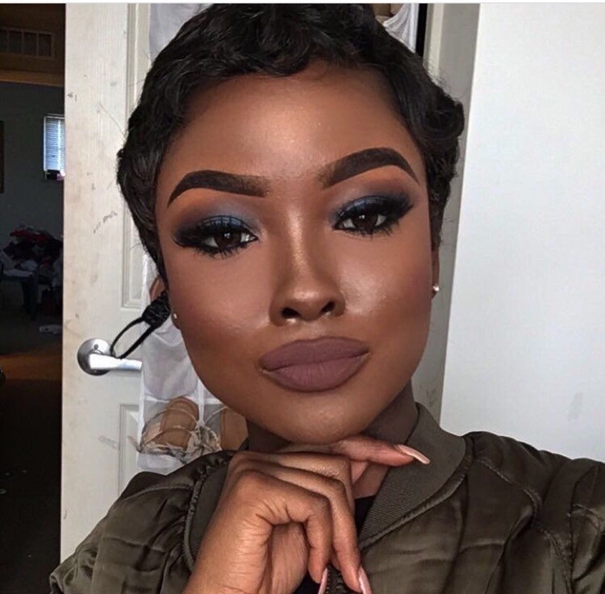 10 Beautiful Makeup Ideas For Dark Skin pinrae rhodes on beat faces makeup pinterest make up face 2022