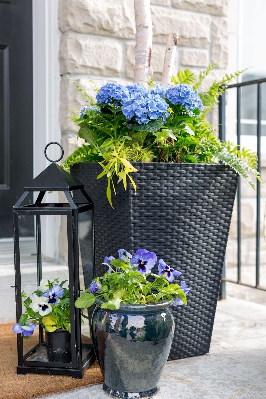 10 Amazing Front Porch Flower Pot Ideas porch planter ideas and inspiration outdoor spaces porch and planters 2023