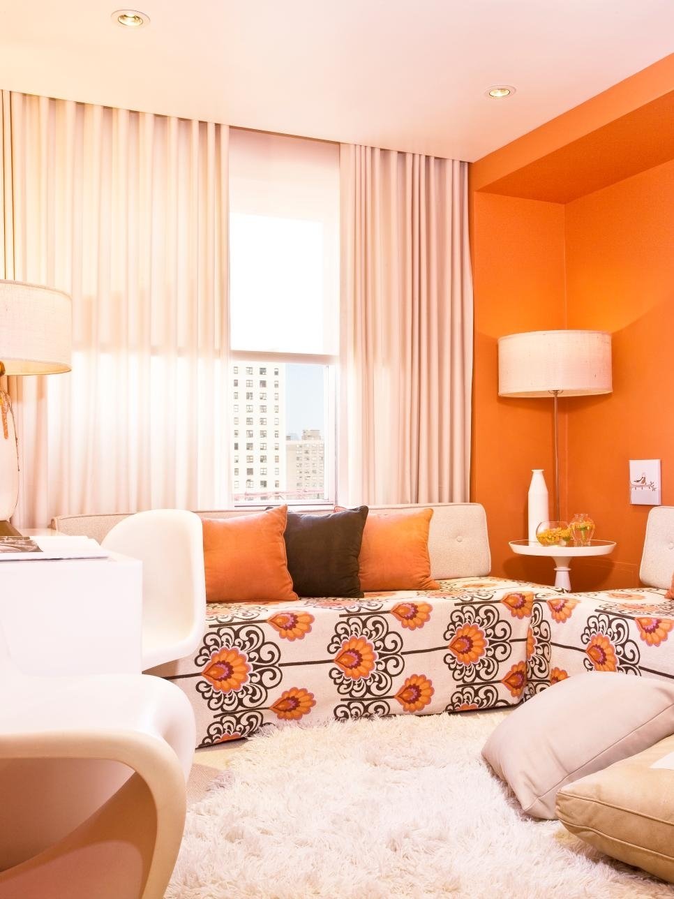 10 Elegant Living Room Color Ideas For Small Spaces small living room design ideas and color schemes hgtv living room 2022