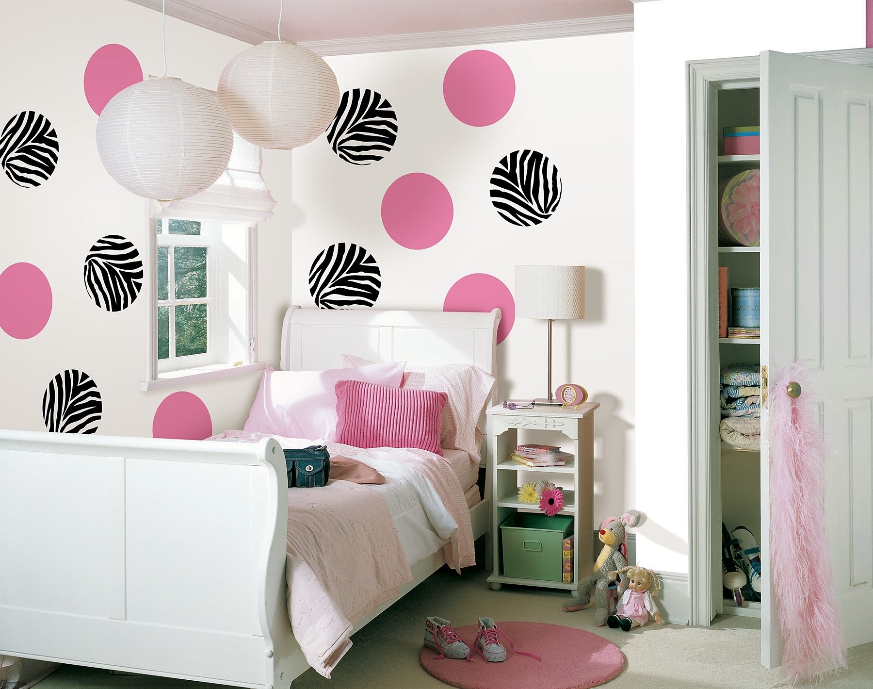 10 Wonderful Little Girls Room Decorating Ideas some hidden lamp decor beautiful some drower teen girls room decor 1 2022