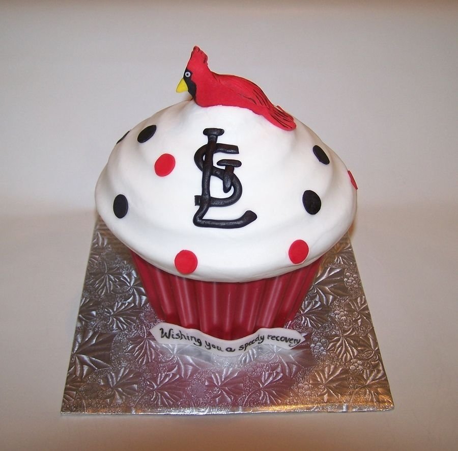 10 Stylish Birthday Party Ideas St. Louis st louis cardinal giant cupcake cake baseball mlb cake 2022