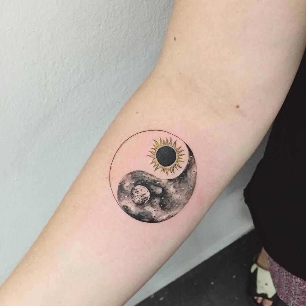 10 Awesome Sun And Moon Tattoo Ideas sun moon wrist tattoos best sun and moon tattoos on wrist fresh 2022