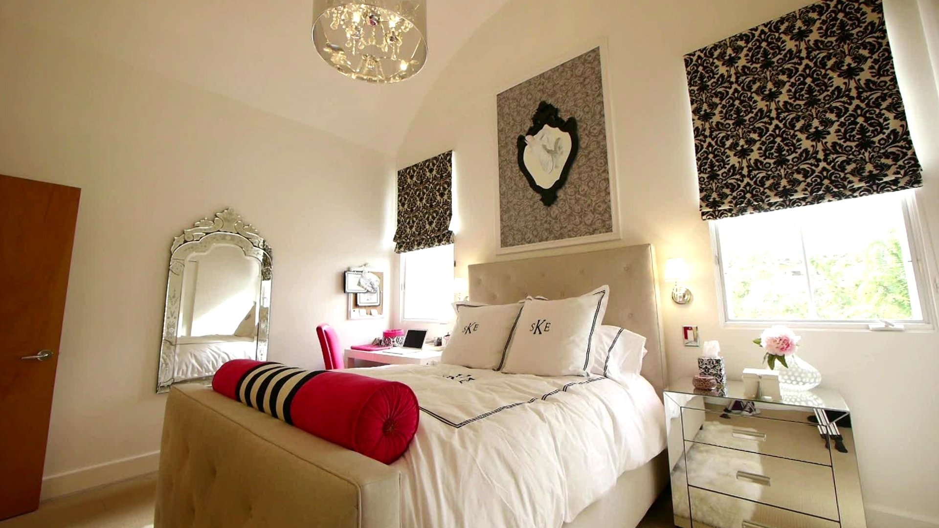 10 Ideal Sophisticated Teenage Girl Bedroom Ideas teen bedrooms ideas for decorating teen rooms hgtv 9 2022