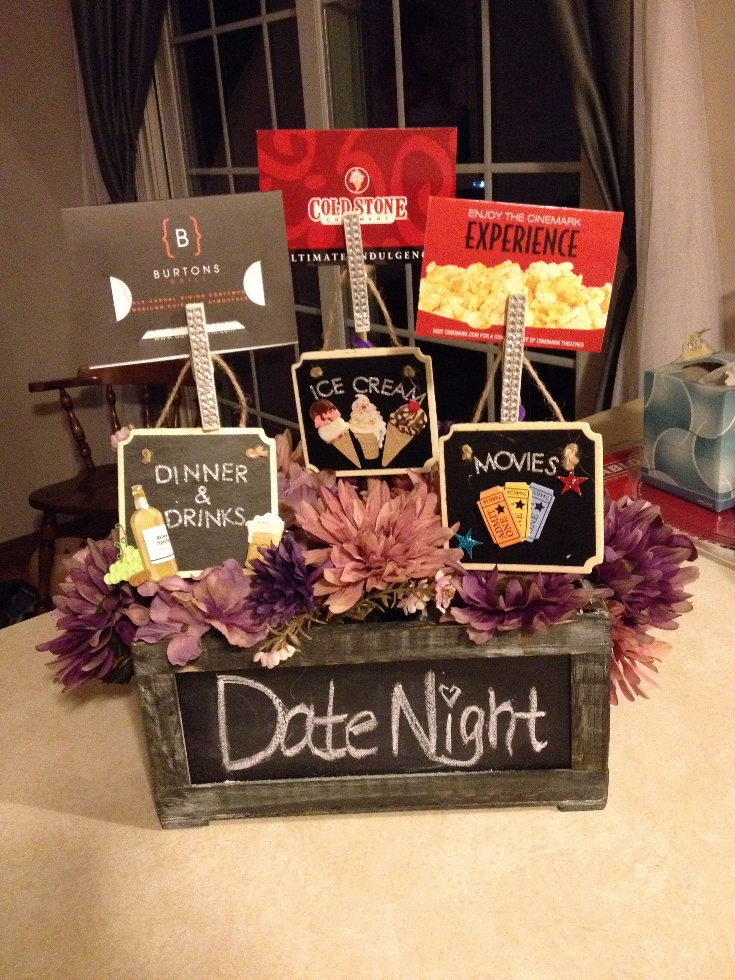 10 Best Date Night Gift Basket Ideas 2023