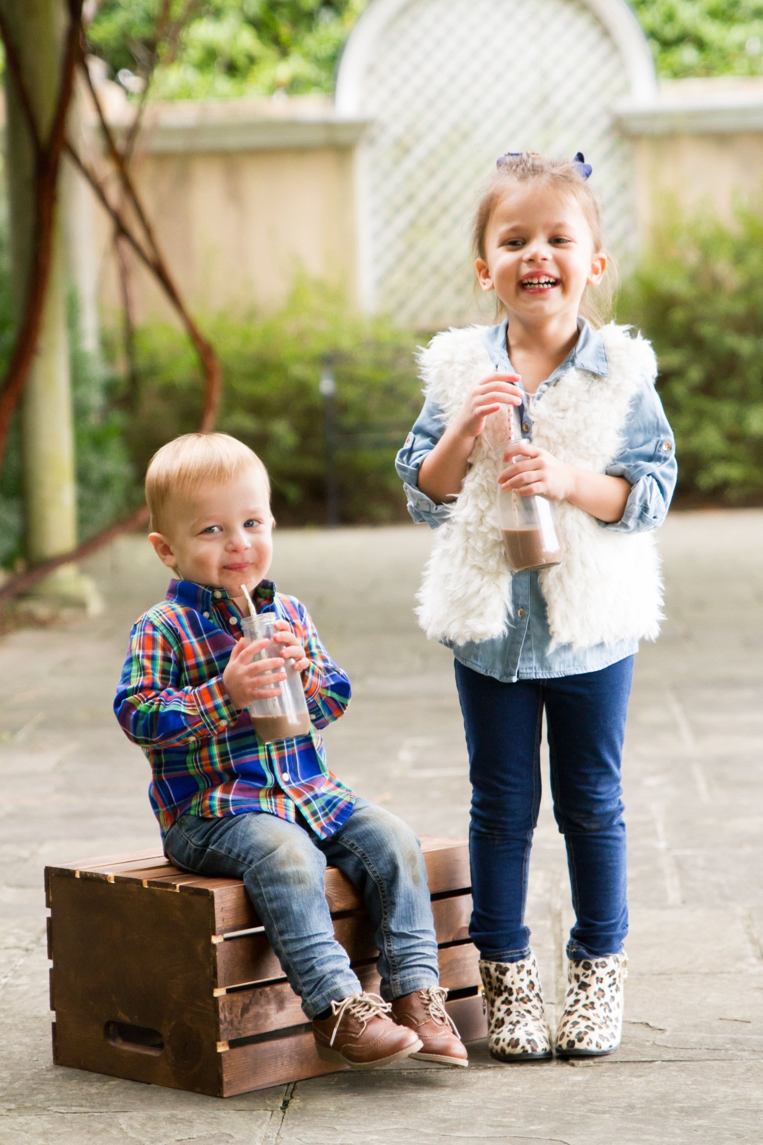 10 Amazing Brother And Sister Picture Ideas toddler kid photograhy fall photo ideas brother sister fall 2022